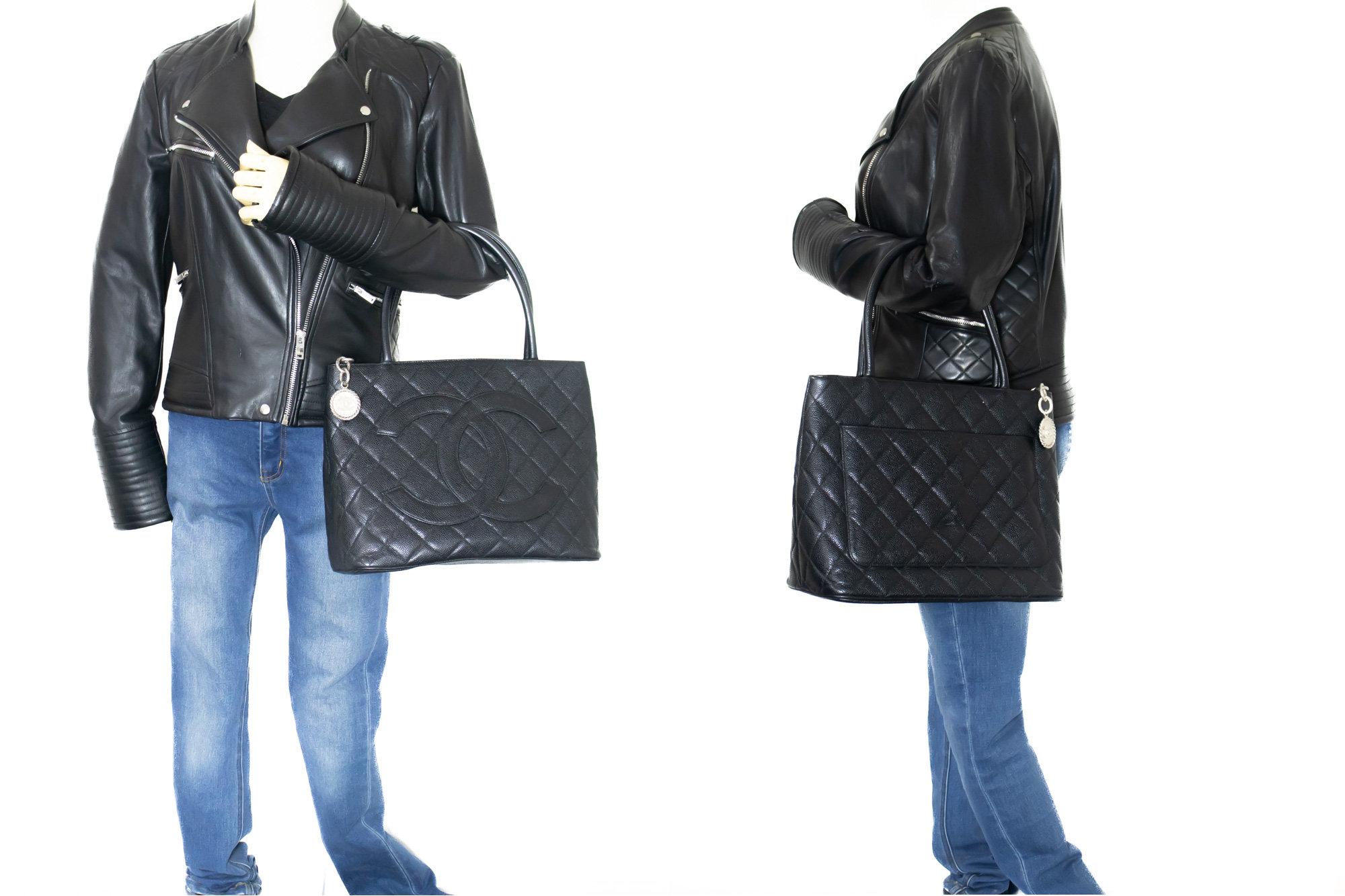 CHANEL Silver Medallion Caviar Shoulder Shopping Tote Bag Black For Sale 7