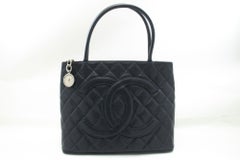 CHANEL Silver Medallion Grained Calfskin Leather Shoulder Bag
