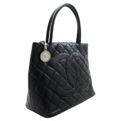 CHANEL Silver Medallion Grained Calfskin Leather Shoulder Bag