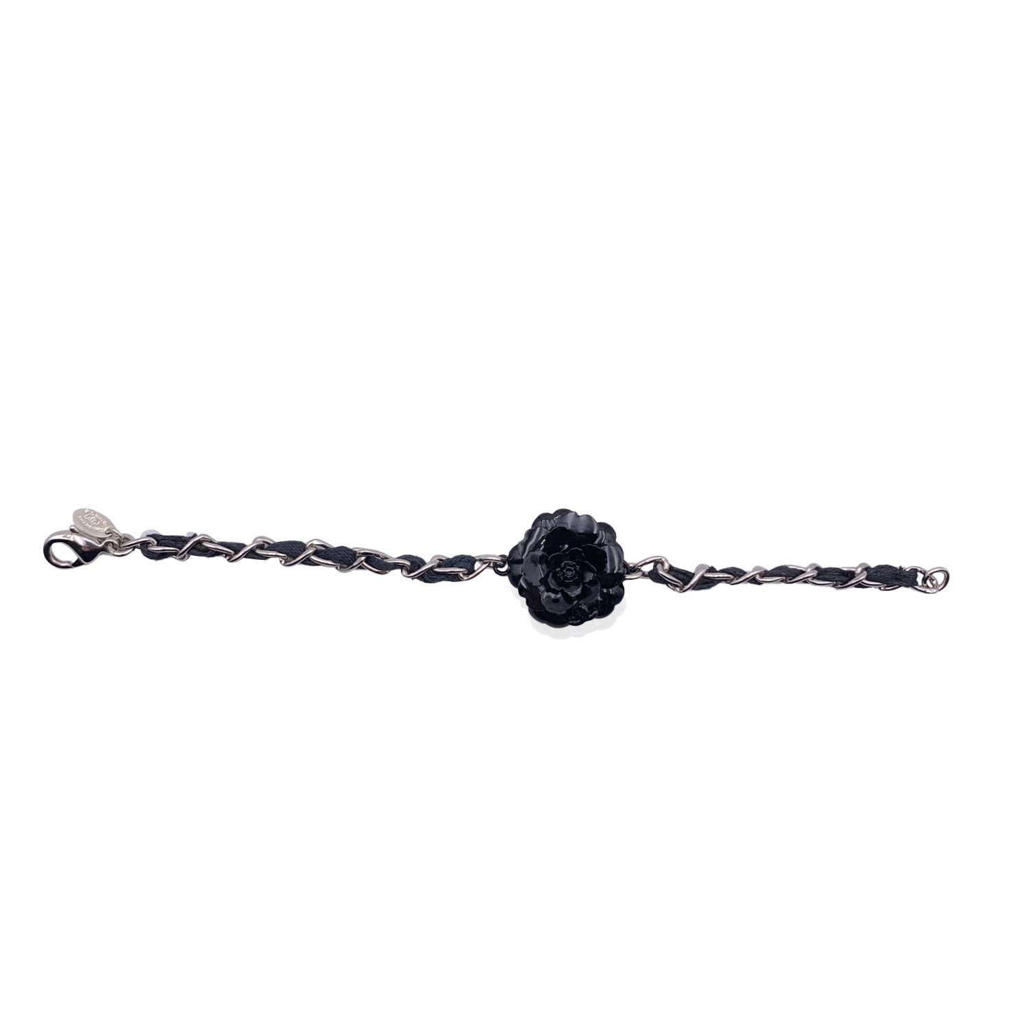 Chanel Silver Metal Chain Leather Bracelet Black Camellia In Excellent Condition In Rome, Rome