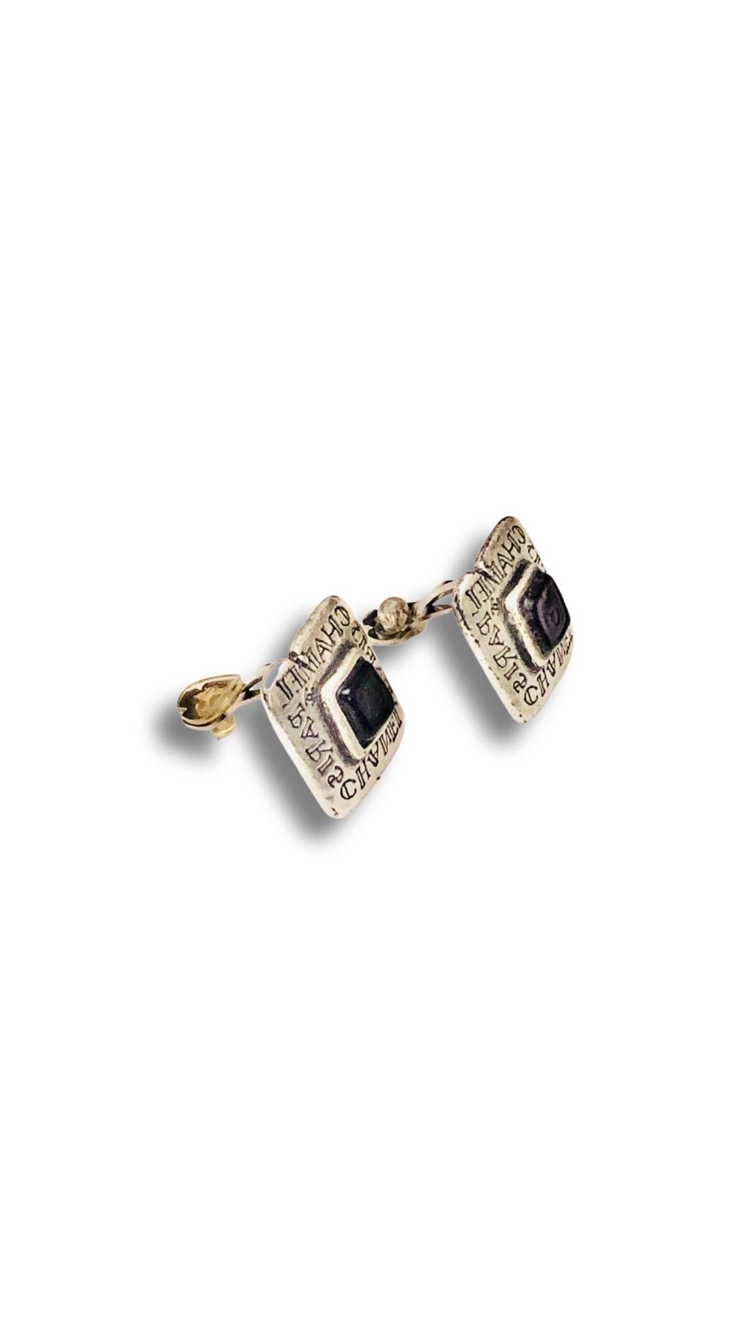 Women's or Men's Chanel Silver Metal  Square Clip On Earrings