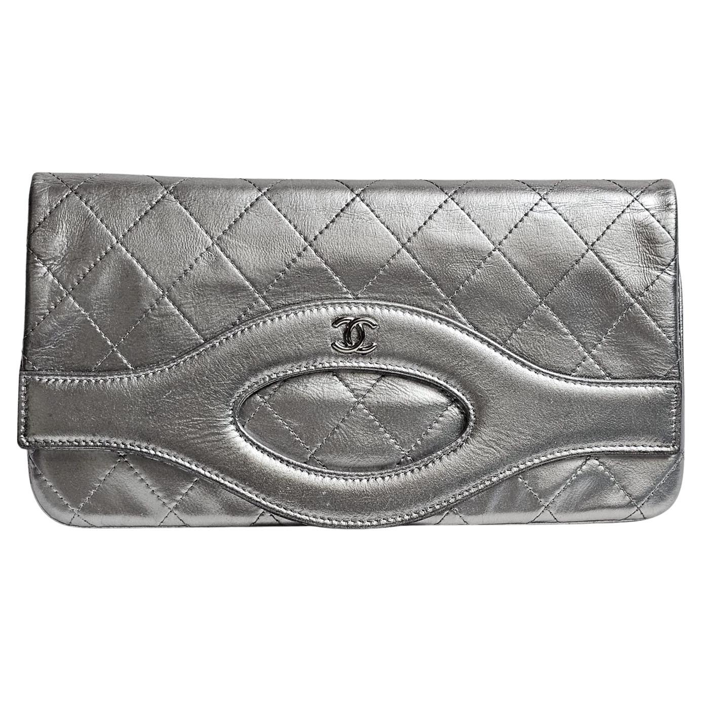 Chanel Silver Metallic Lambskin Quilted Fold Clutch