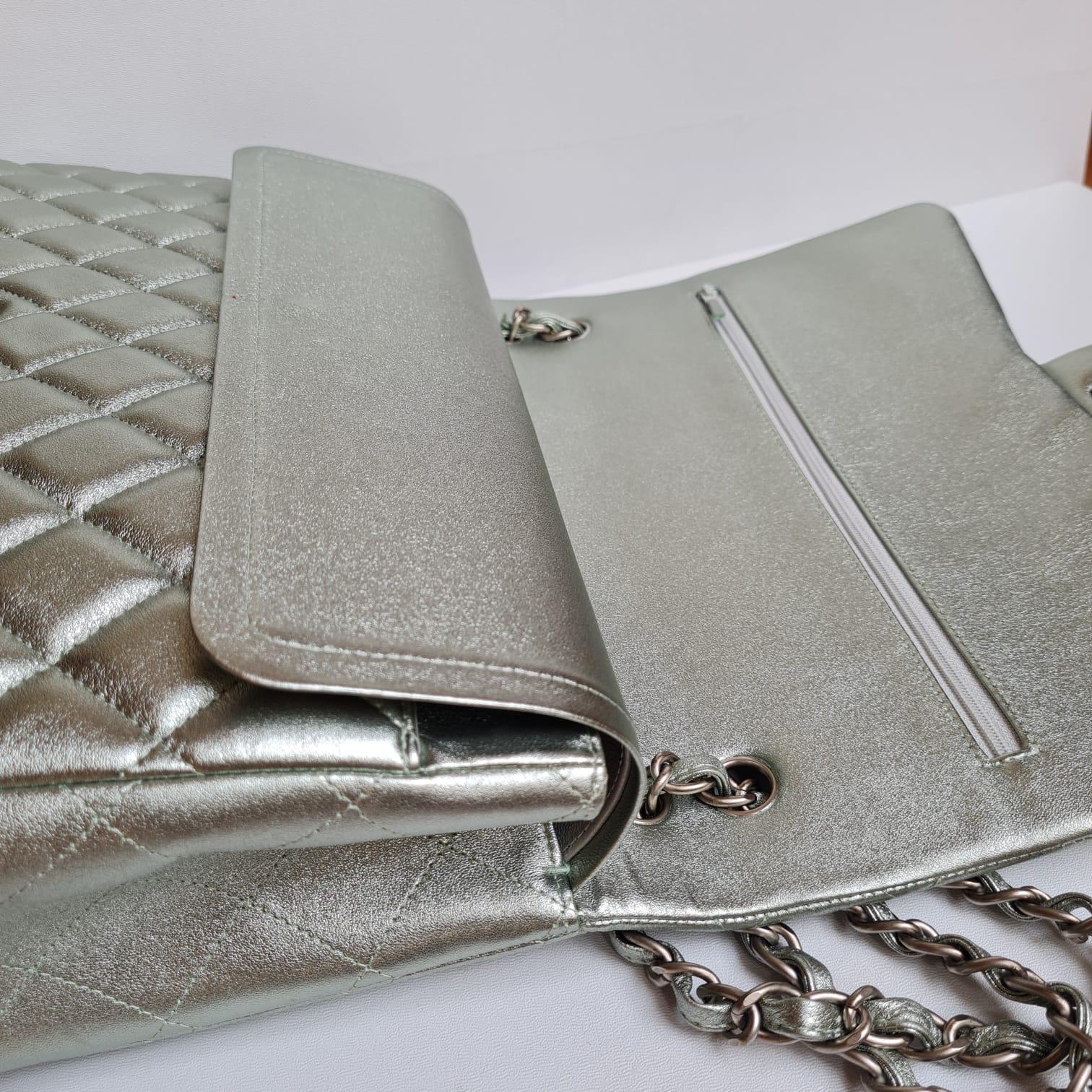 Chanel Silver Metallic Lambskin Quilted Maxi Double Flap Bag 4