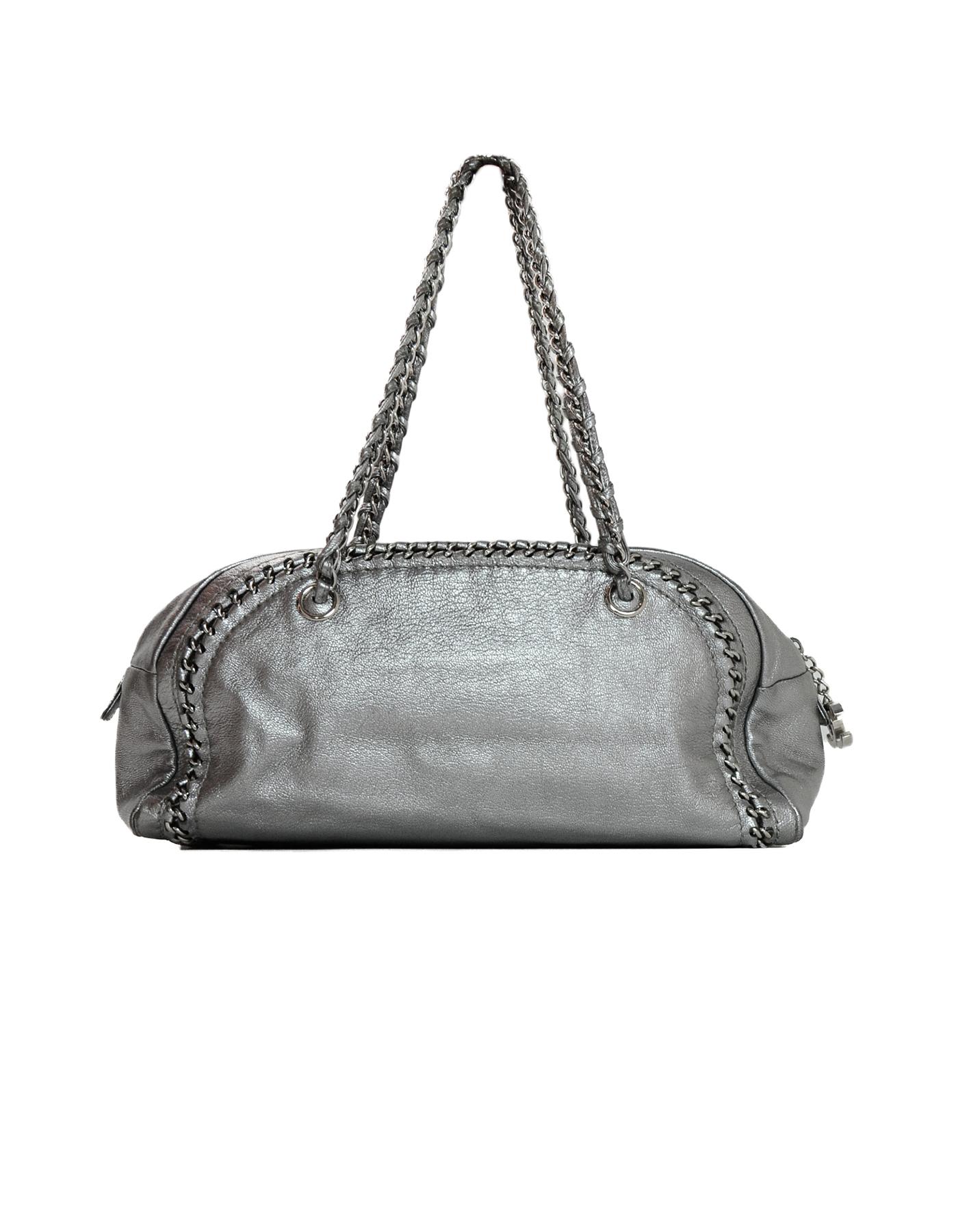 Chanel Silver Metallic Leather Medium Luxe Ligne CC Bowler Shoulder Bag In Excellent Condition In New York, NY
