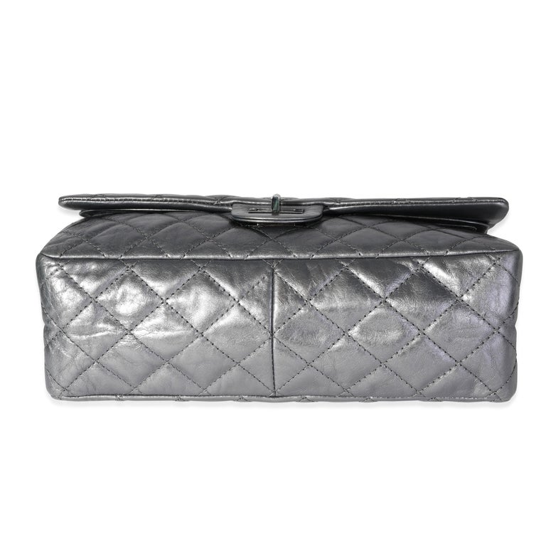 Chanel Silver Metallic Quilted Aged Calfskin Reissue 2.55 226 at 1stDibs
