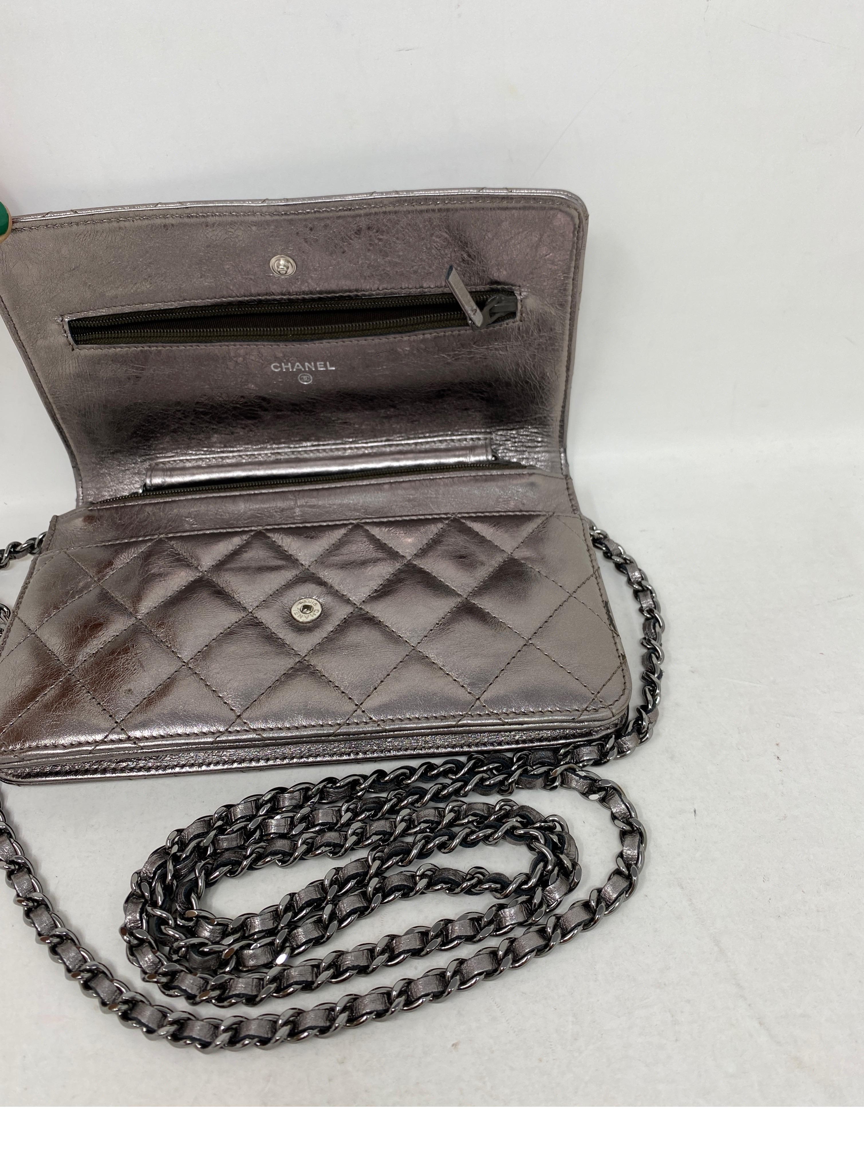 Chanel Silver Metallic Reissue Wallet On A Chain Bag 4
