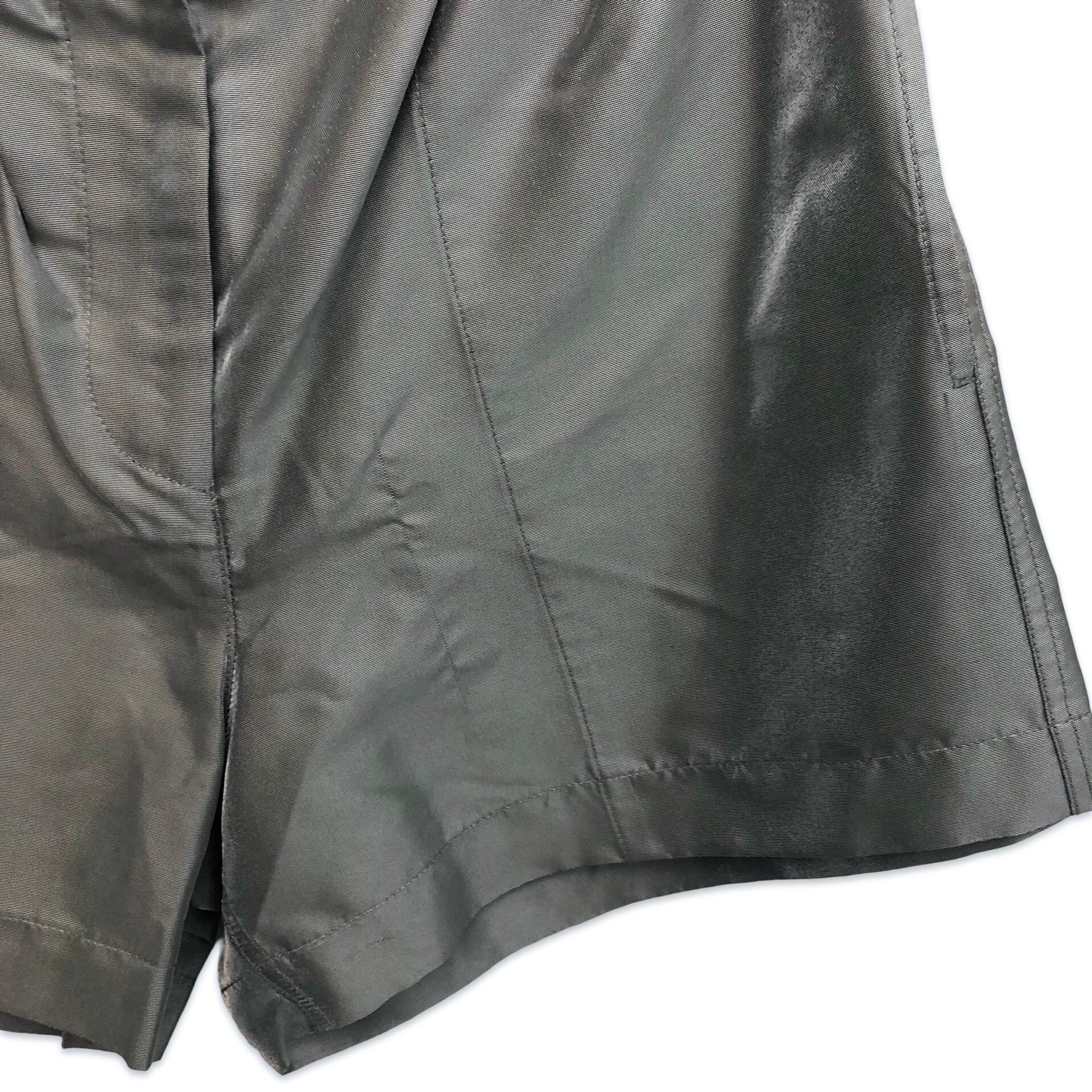 Women's or Men's Chanel silver metallic silk and nylon shorts For Sale