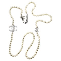 Chanel Silver Mini Flower Crystal CC Pearl Necklace