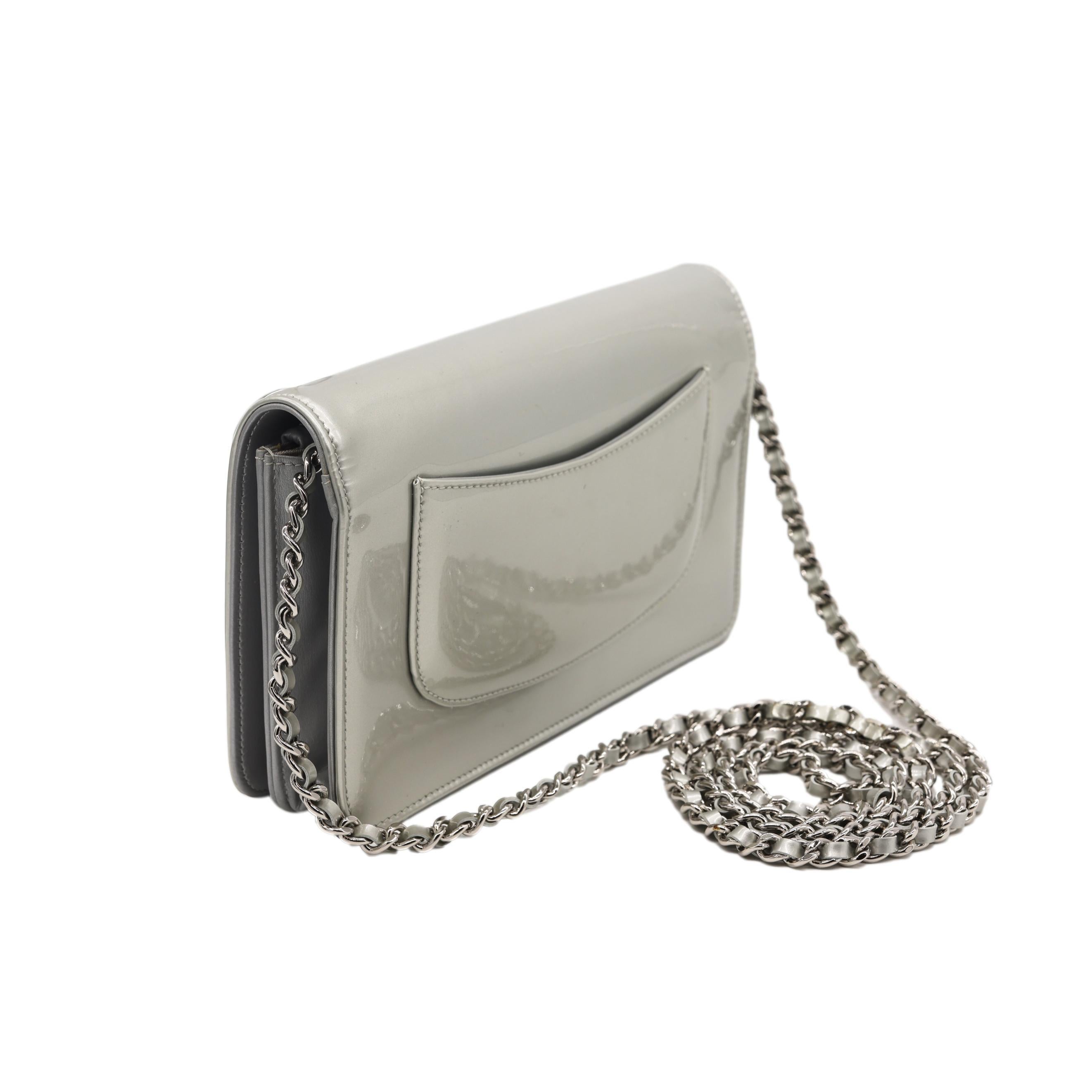 Chanel Silver Patent Leather Strass Wallet on Chain Clutch Crossbody Bag, 2009. 9