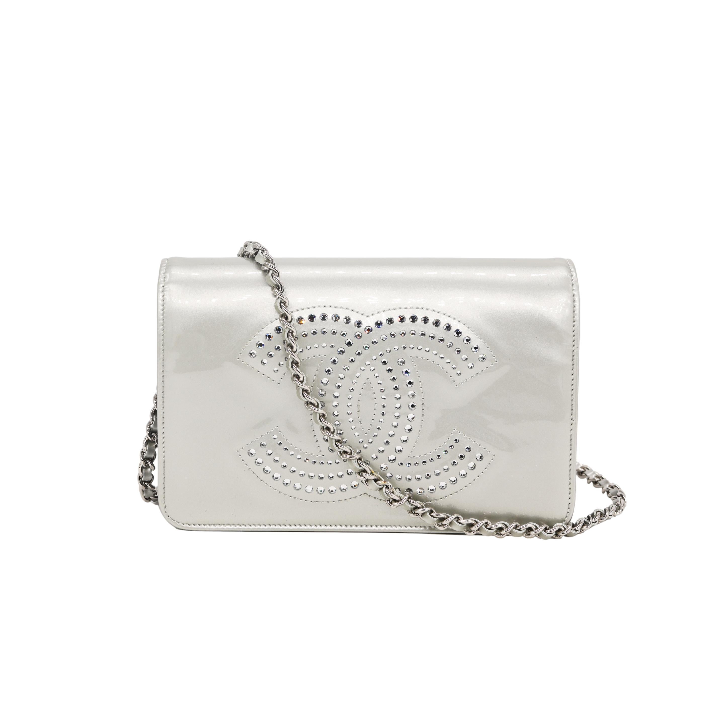 Chanel Silver Patent Leather Strass Wallet on Chain Clutch Crossbody Bag, 2009. 10