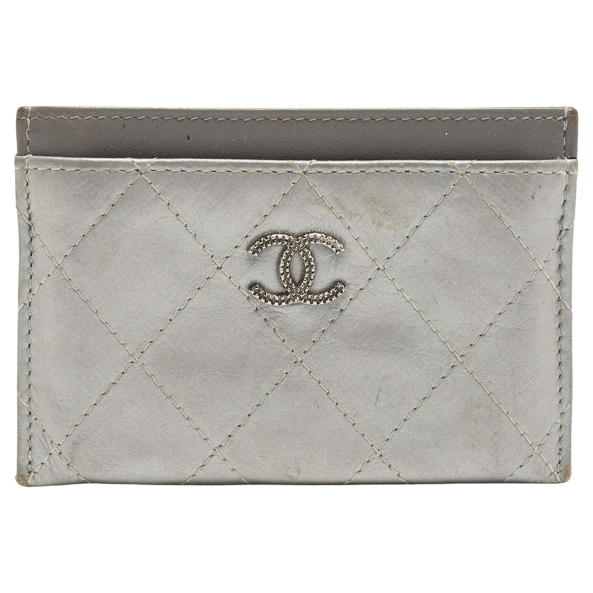 Chanel Silver/Pink Quilted Leather CC Classic Card Holder