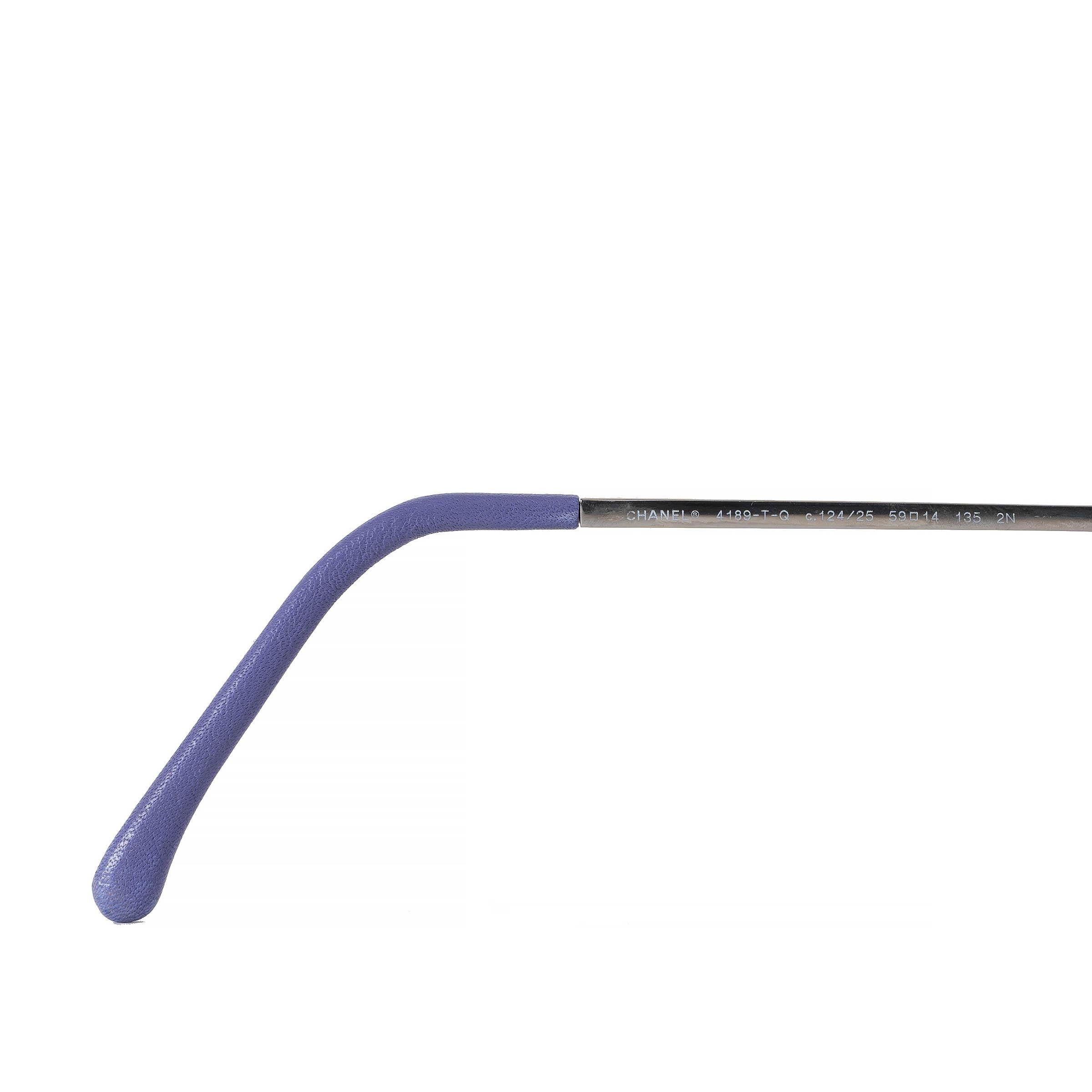 Gray CHANEL silver & purple PILOT AVIATOR Sunglasses 4189-T-C For Sale
