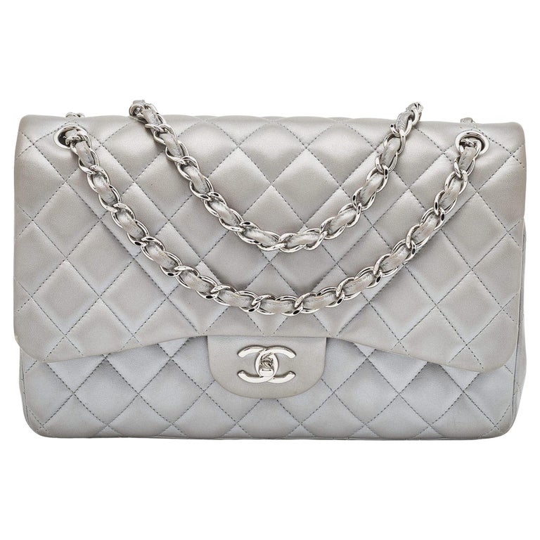 Chanel Silver Quilted Lambskin Leather Jumbo Classic Double Flap Bag For  Sale at 1stDibs