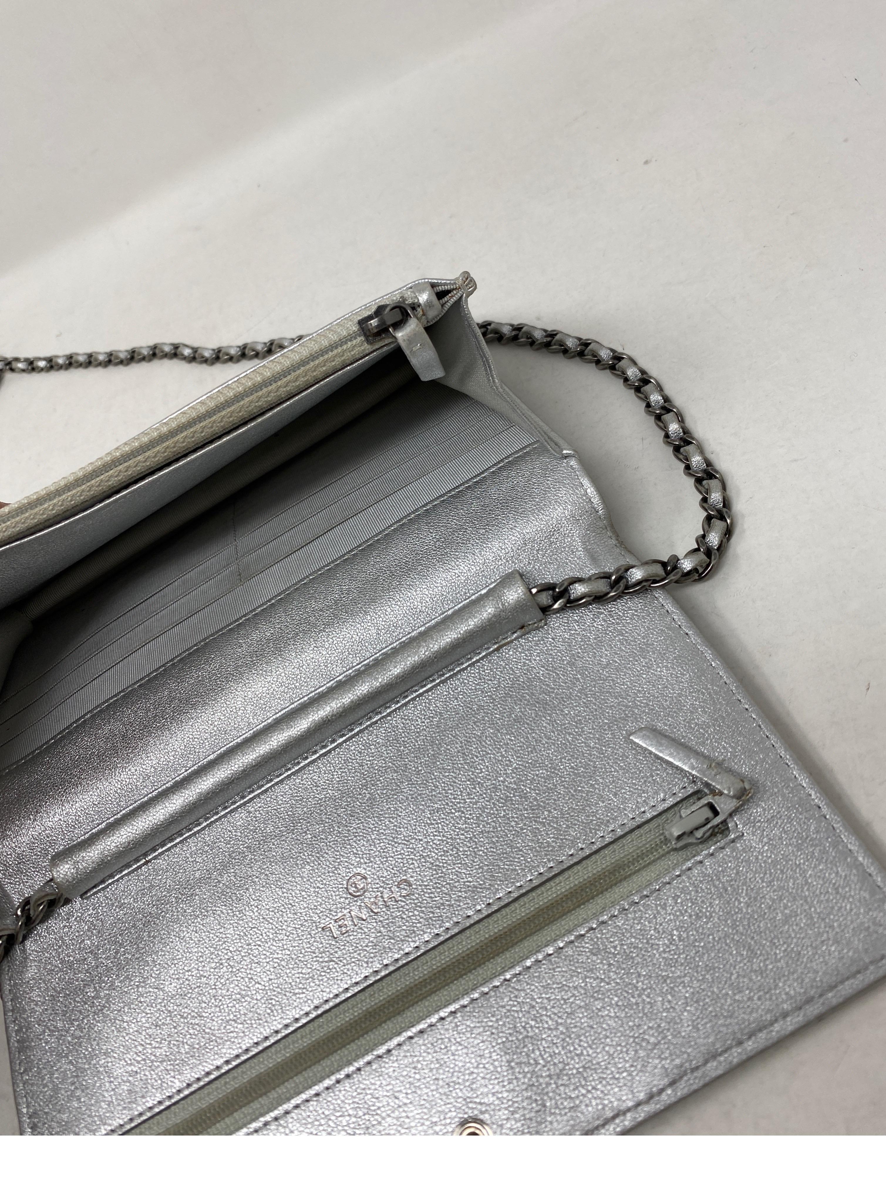 Chanel Silver Reissue Wallet On A Chain Bag 3