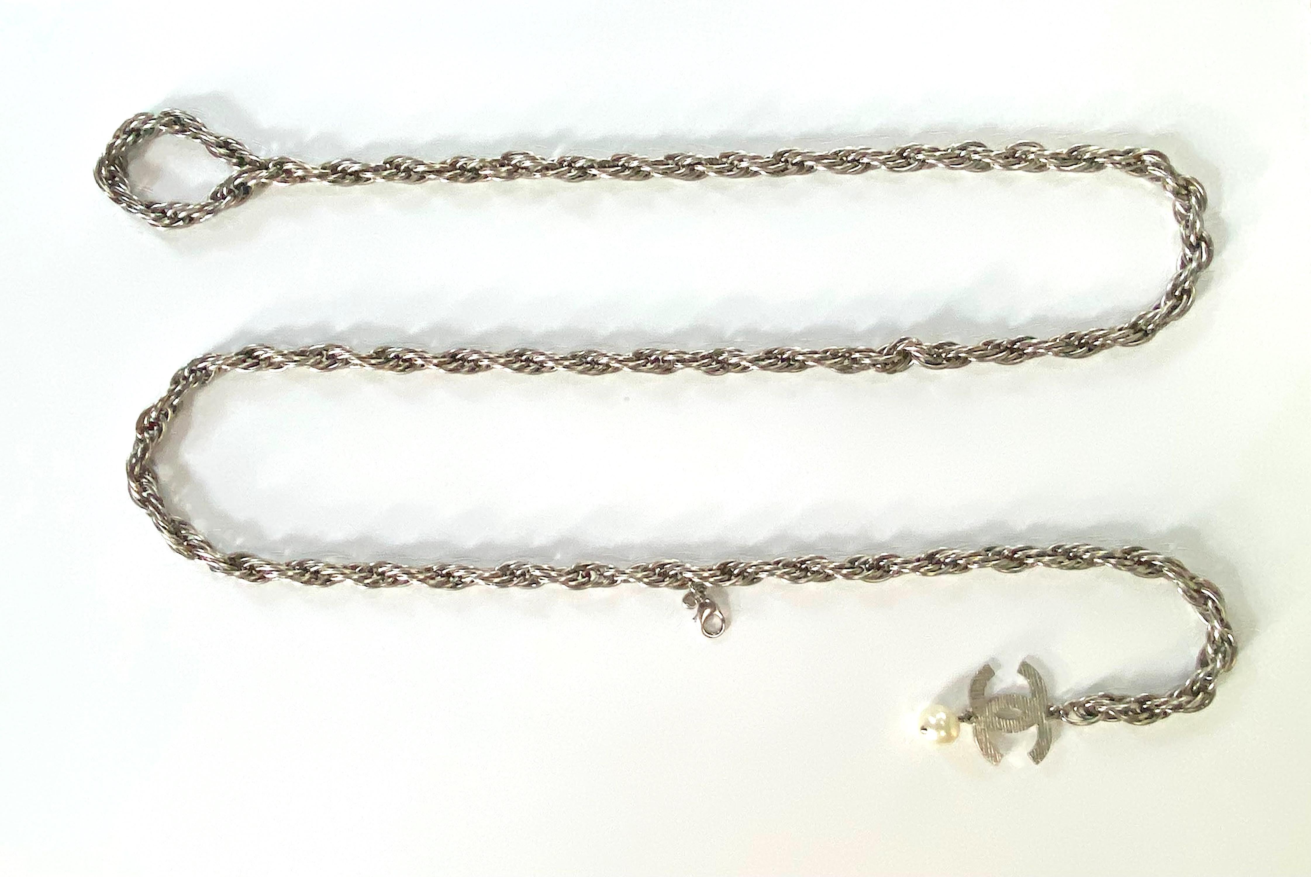 Chanel Silver Rope Chain Belt from the Autumn 2006 Collection In Good Condition For Sale In New York, NY