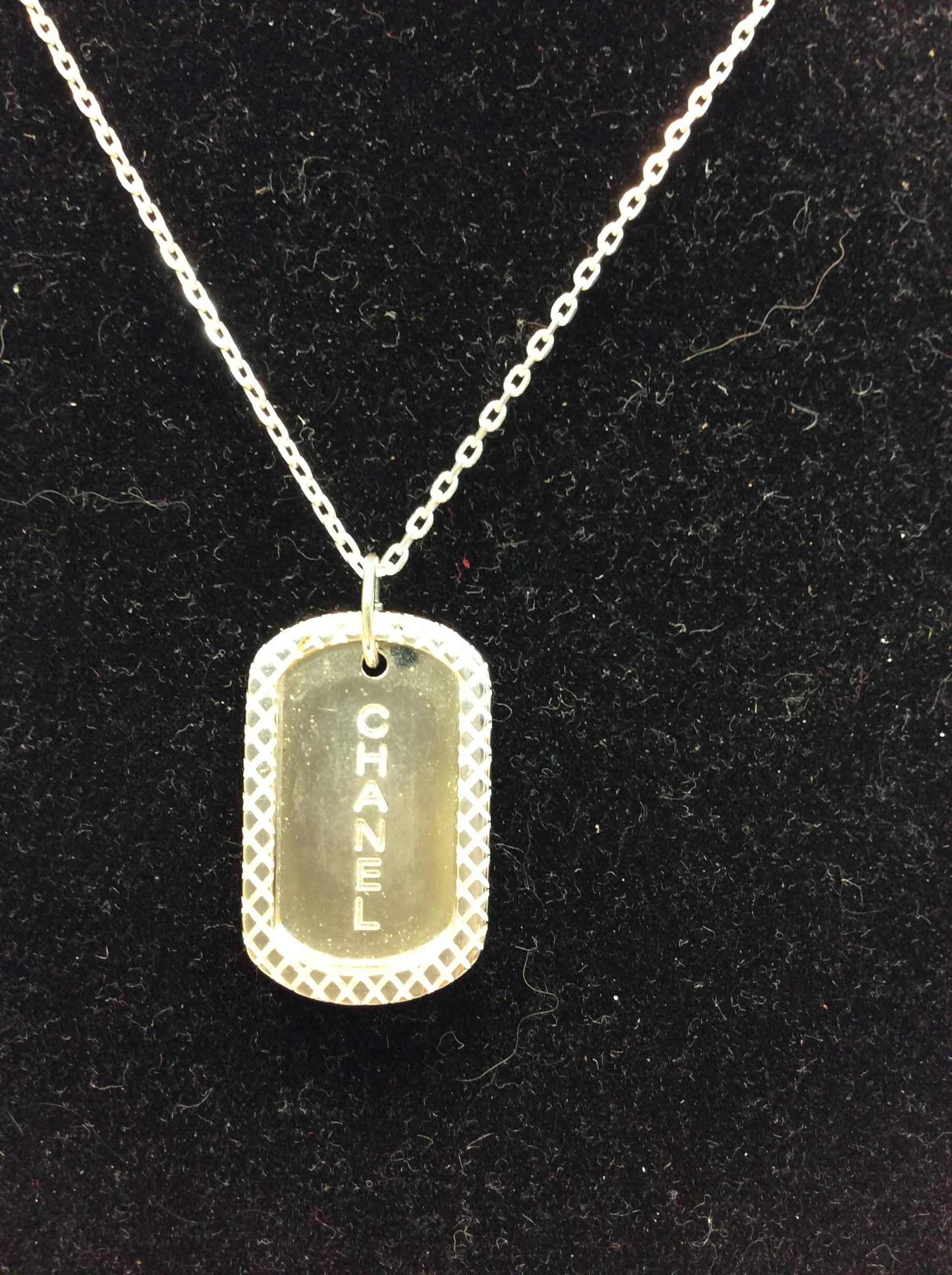 Chanel Silver Small Dog Tag Necklace
$299
Made in France
Comes with box
9.5