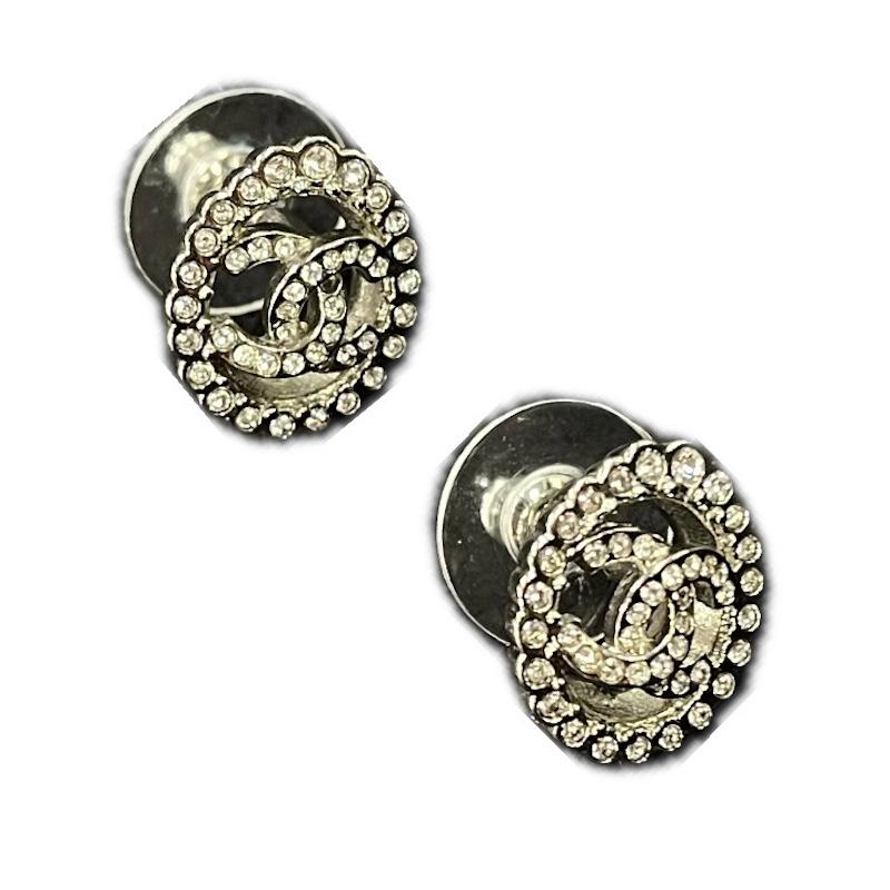 Round Cut Chanel Silver Stud Earrings For Sale