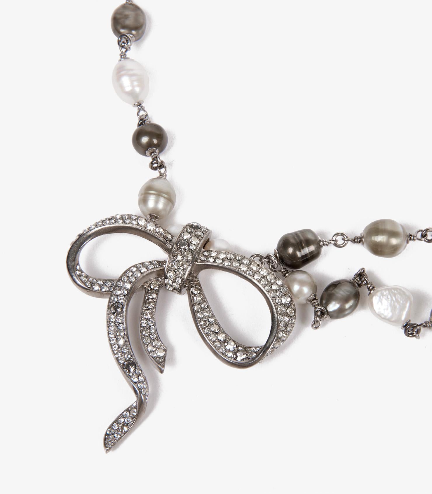 Chanel Silver Tone Metal Faux Pearl & Crystal Bow Chain Belt In Excellent Condition For Sale In Bishop's Stortford, Hertfordshire