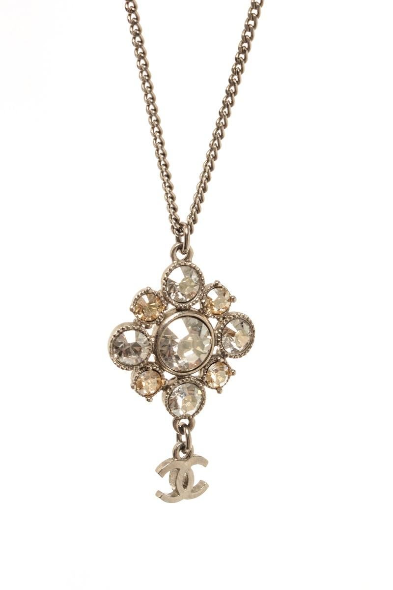 Chanel Silver-Toned CC Flower Drop Necklace In Good Condition For Sale In Irvine, CA