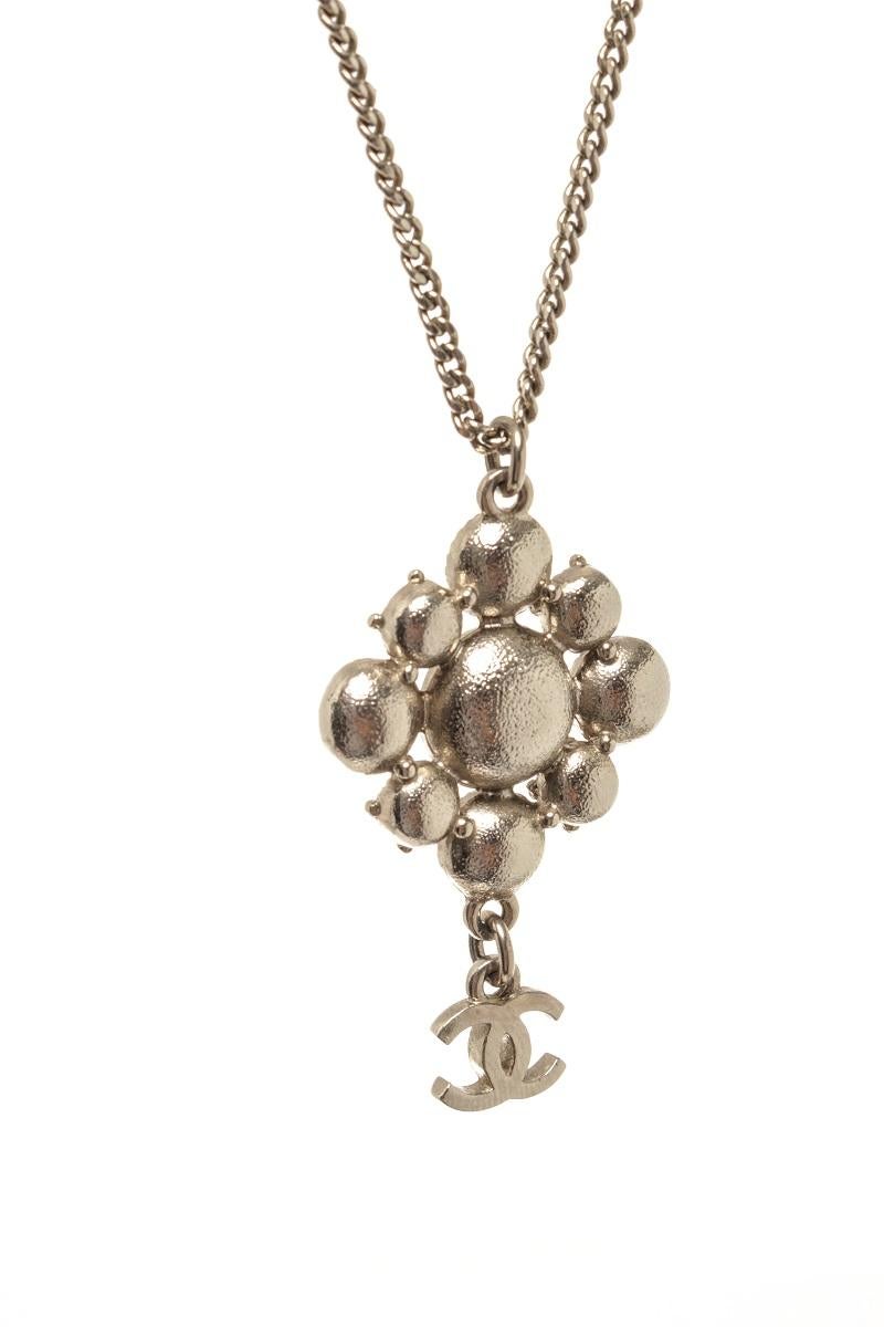 Women's Chanel Silver-Toned CC Flower Drop Necklace For Sale