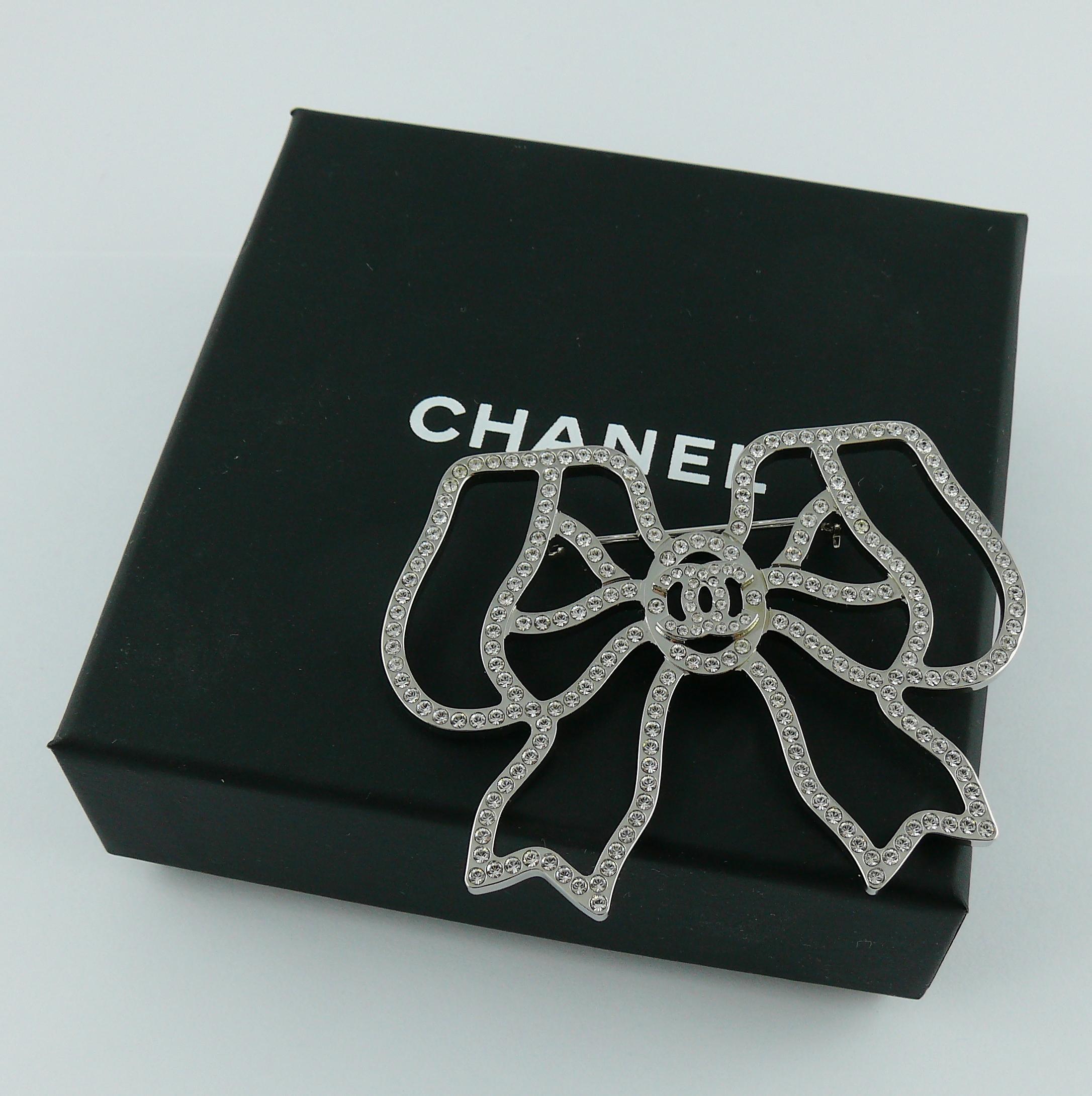 Chanel Silver Toned Jewelled Bow Brooch 2