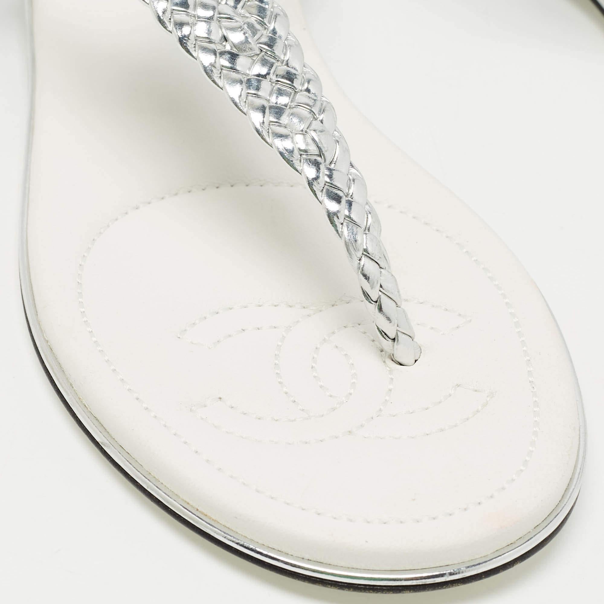 Chanel Silver Twisted Leather Slingback Flat Sandals Size 40.5 3