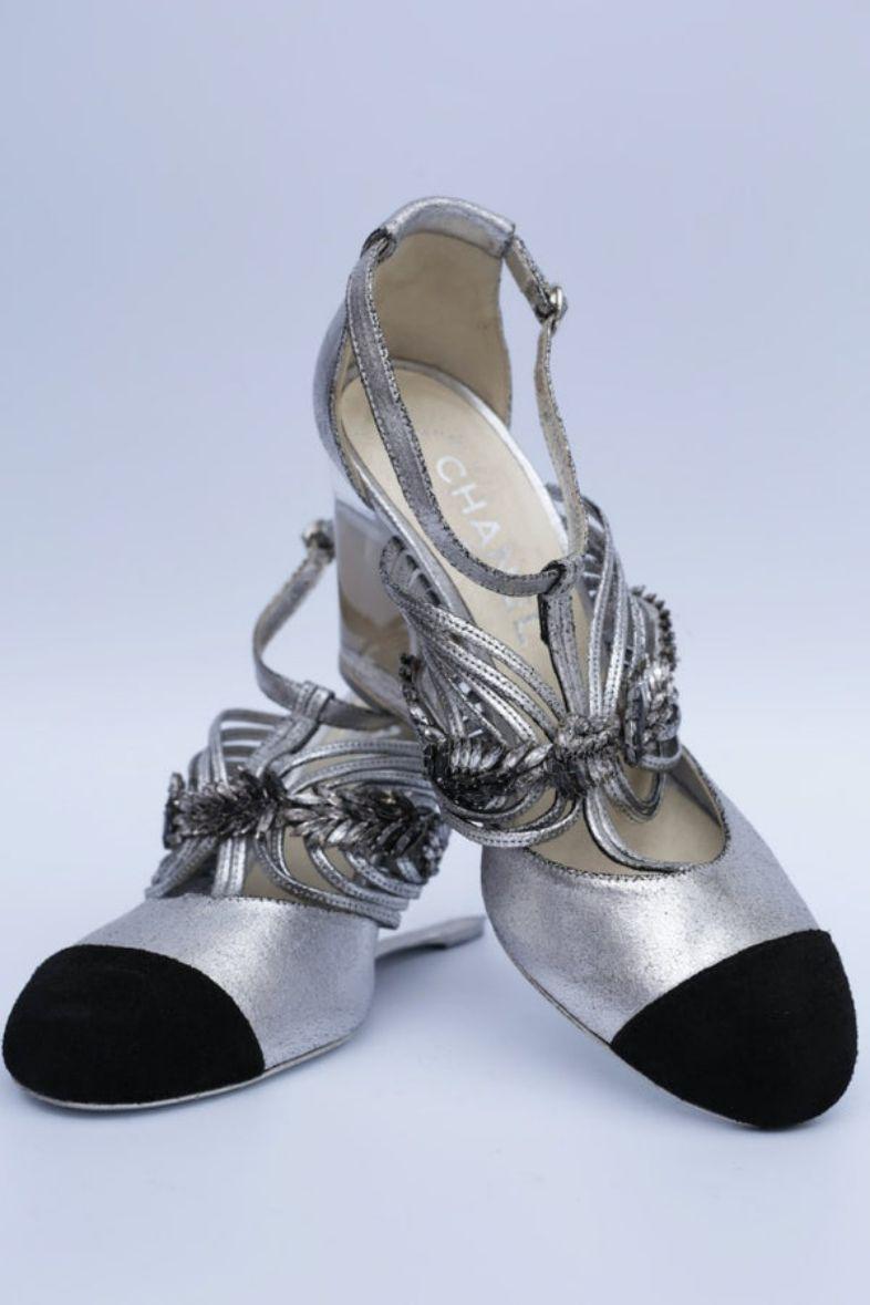 Chanel Silvery Leather Shoes, Size 38 For Sale 1