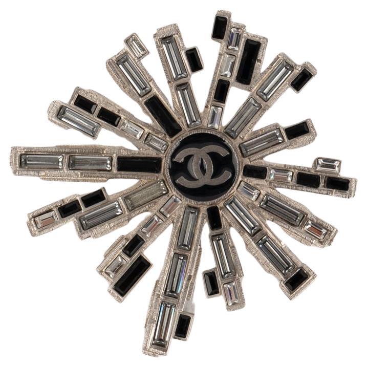Spilla Chanel in metallo argentato, 2005