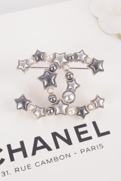Chanel Silvery Metal CC Brooch, 2017