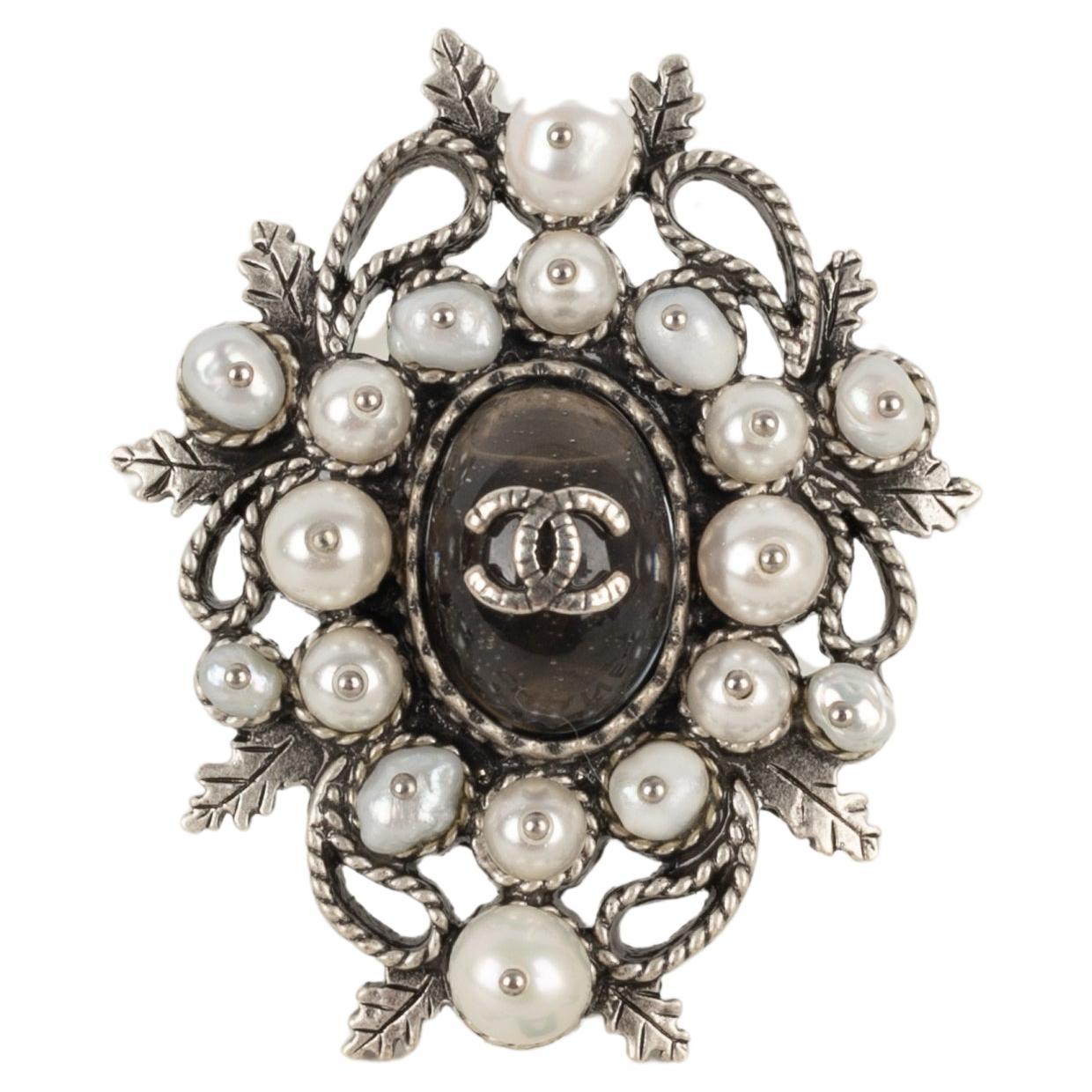 Chanel Silvery Metal CC Ring with Costume Pearls, 2015 For Sale
