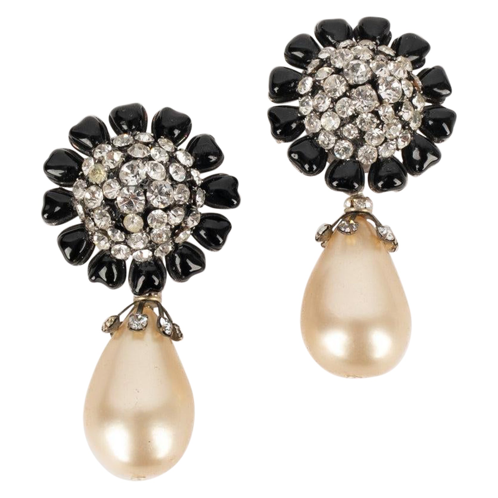 Chanel Silvery Metal Clip-0n Earrings, 1995
