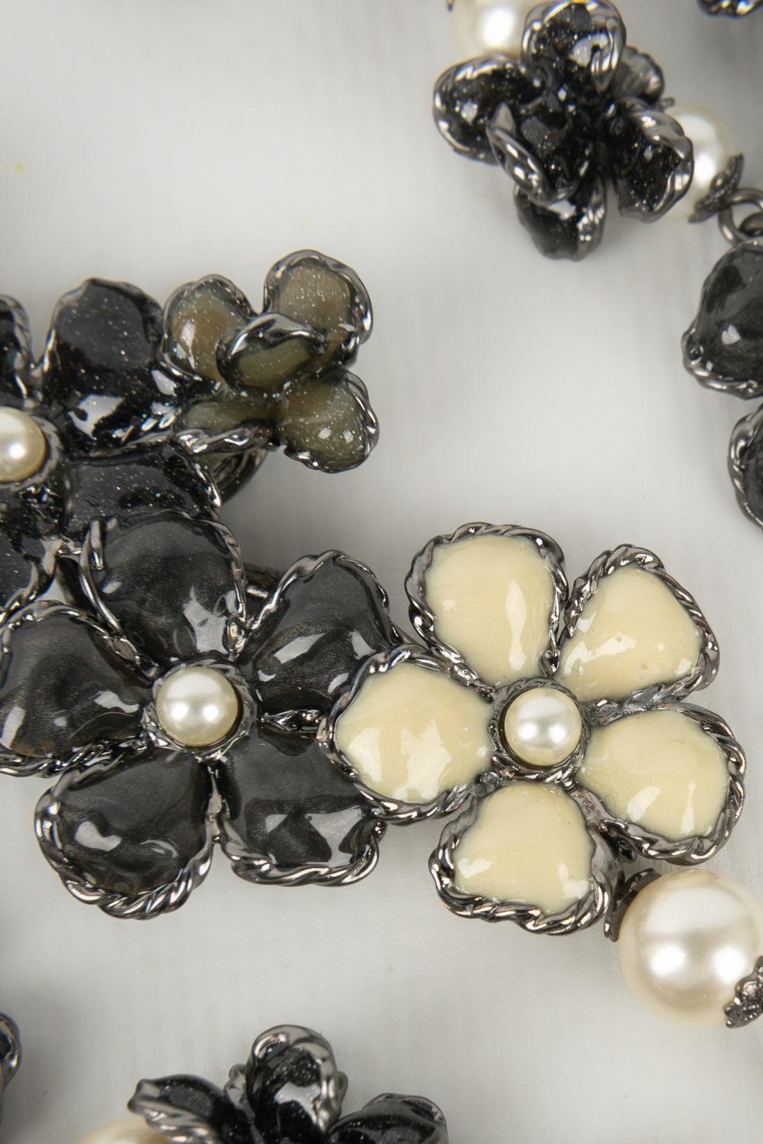 Chanel Silvery Metal Flower Necklace with Costume Pearls and Resin, 2012 For Sale 3