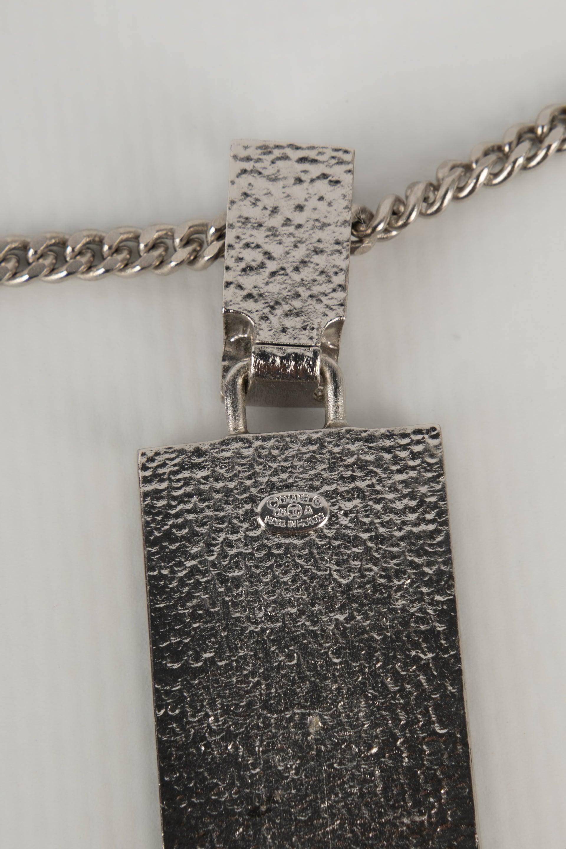 Chanel Silvery Metal Necklace with a Swarovski Rhinestone Pendant, Fall 2003 For Sale 3