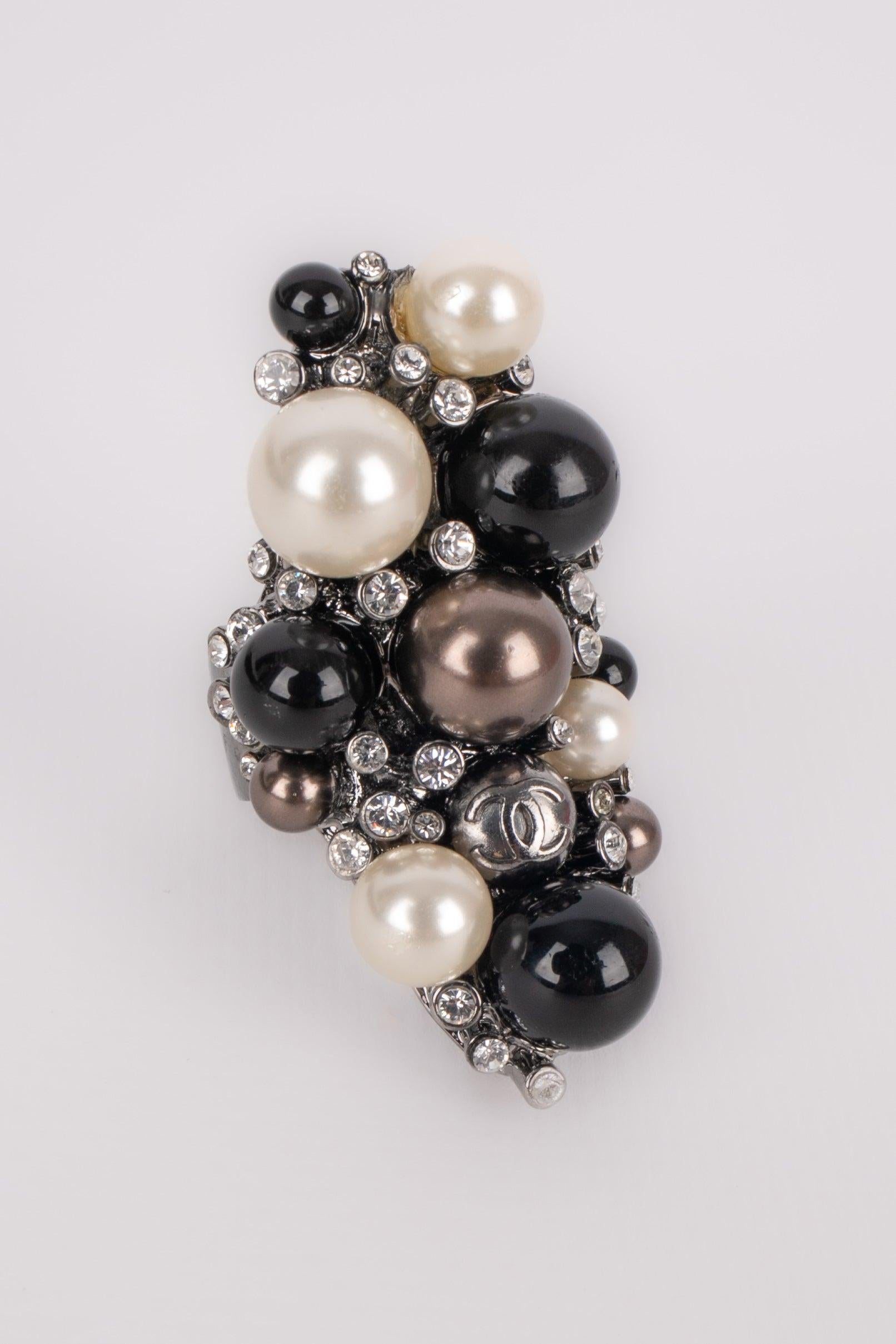 Anello Chanel in metallo argentato, 2004 in vendita 1