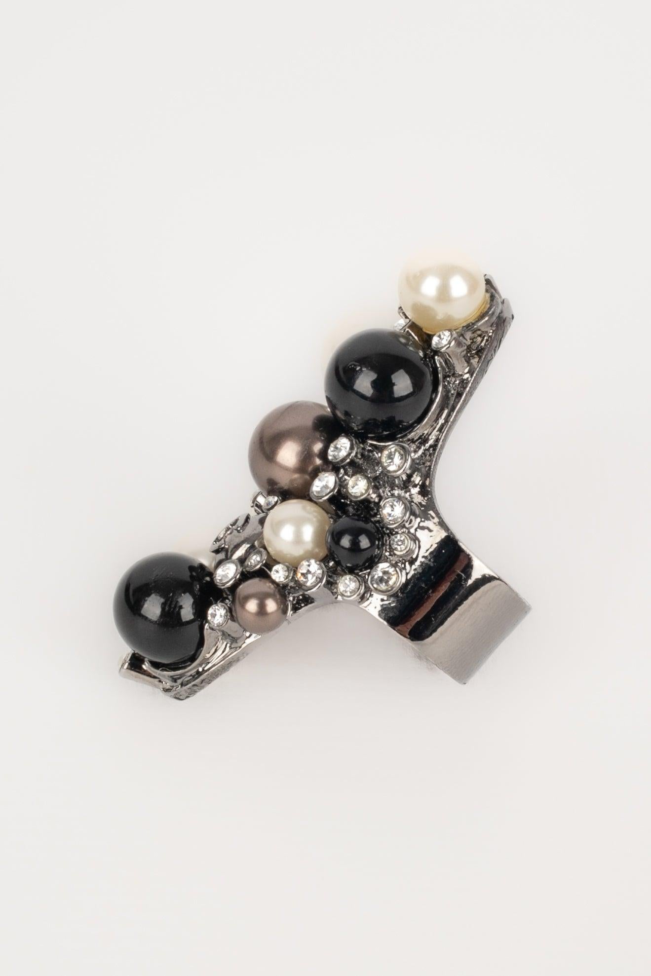 Anello Chanel in metallo argentato, 2004 in vendita 3
