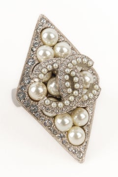 Chanel Silvery Metal Ring, 2019