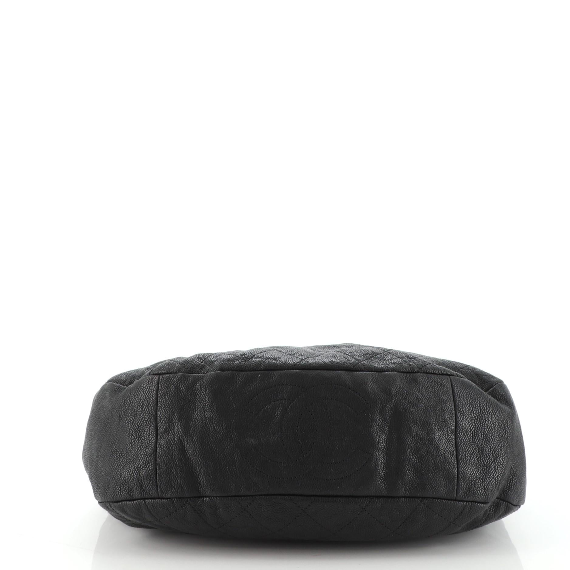Chanel Simply CC Hobo Gesteppt Kaviar im Zustand „Gut“ in NY, NY