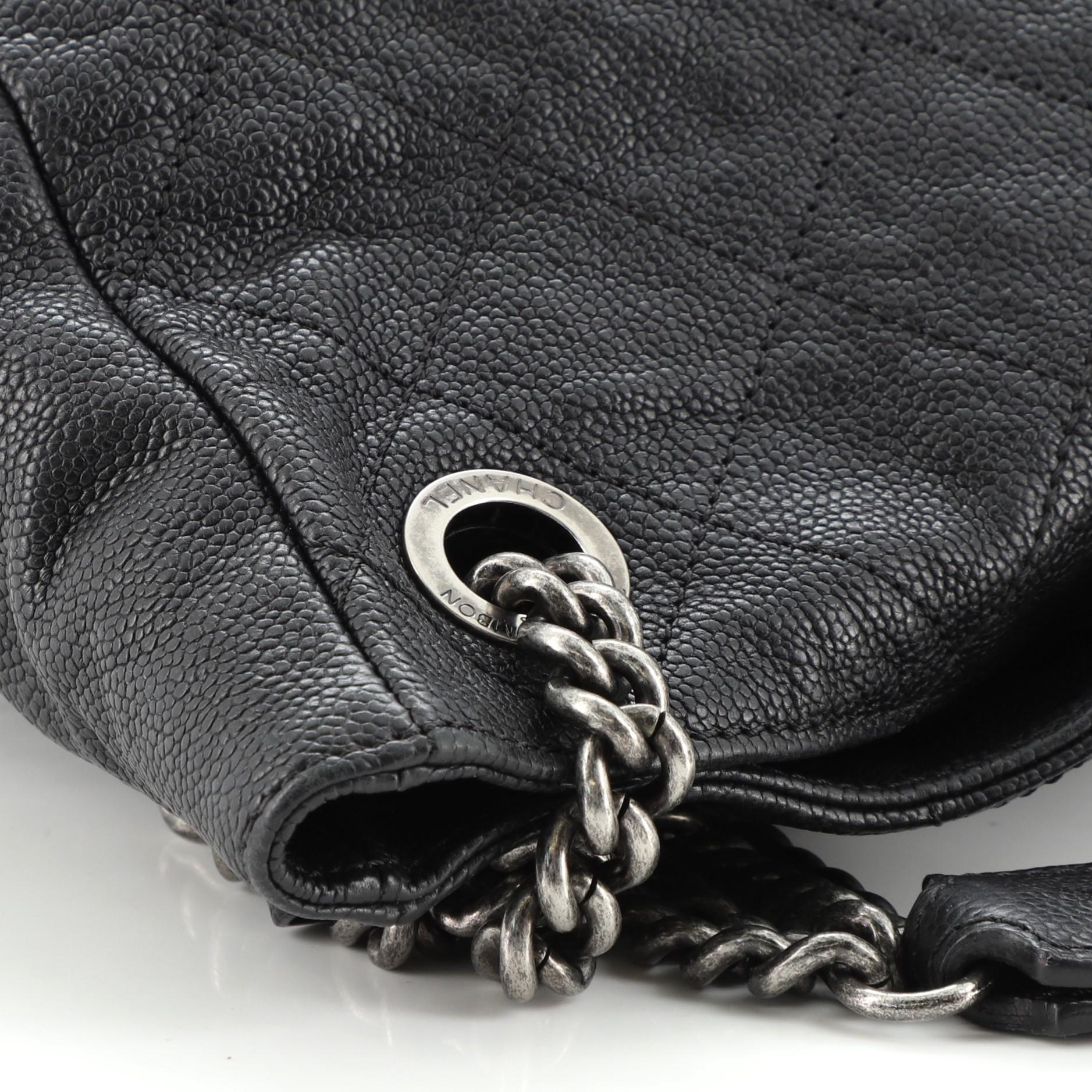 Chanel Simply CC Hobo Gesteppt Kaviar 1