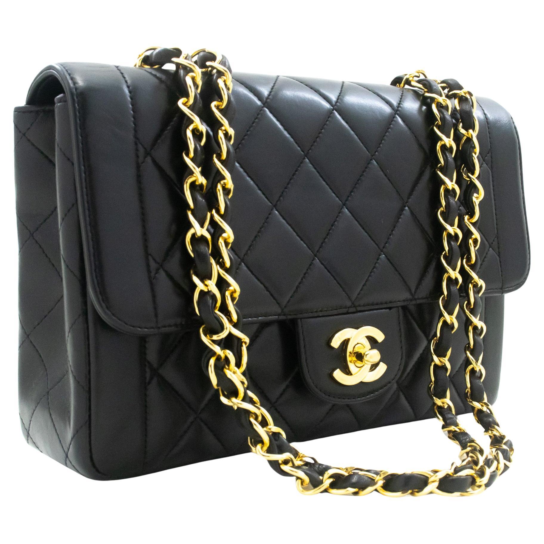 CHANEL Single Chain Flap Shoulder Bag Black Quilted Purse Lambskin