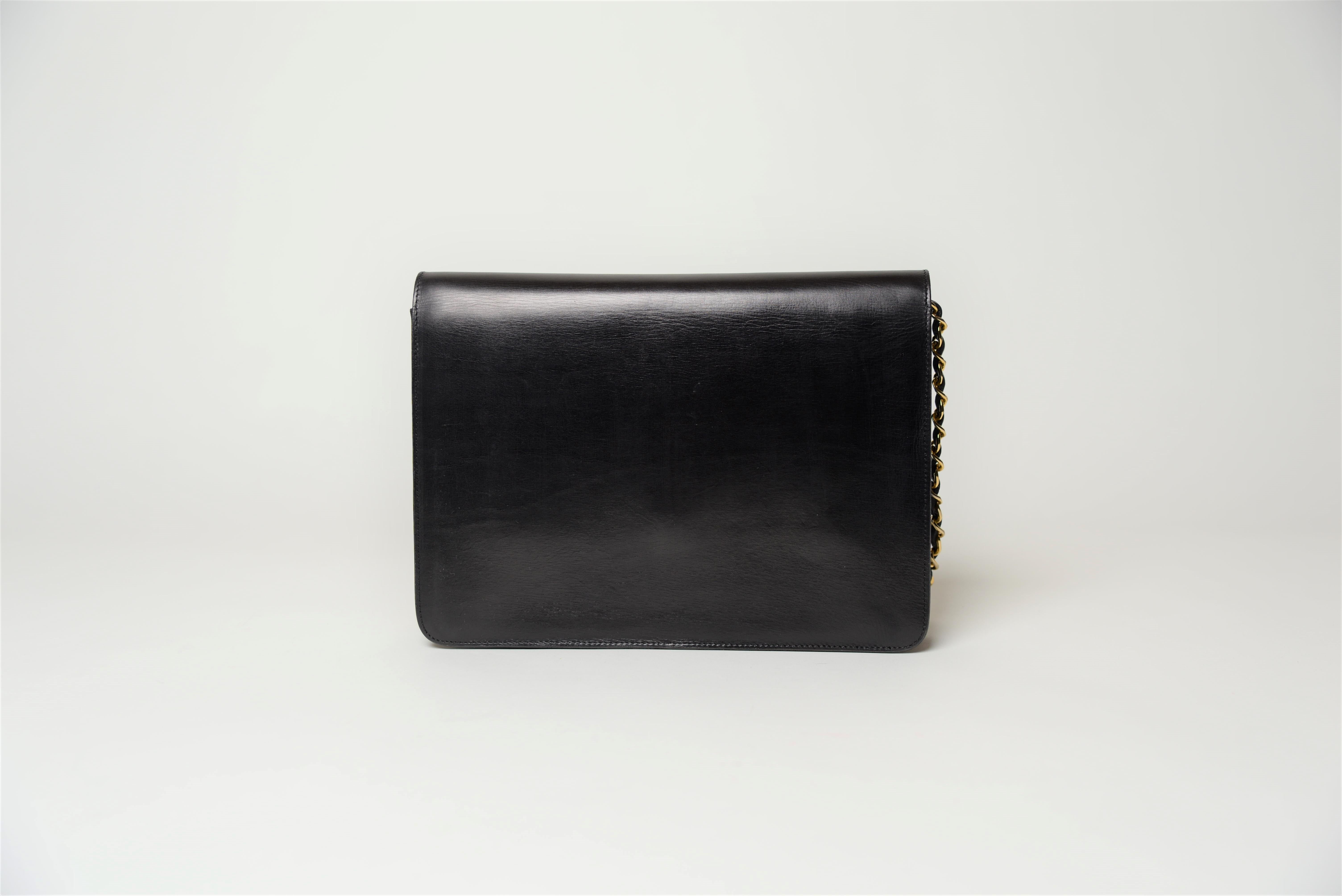 Chanel Single Flap Bag Vintage Medium Classic 4