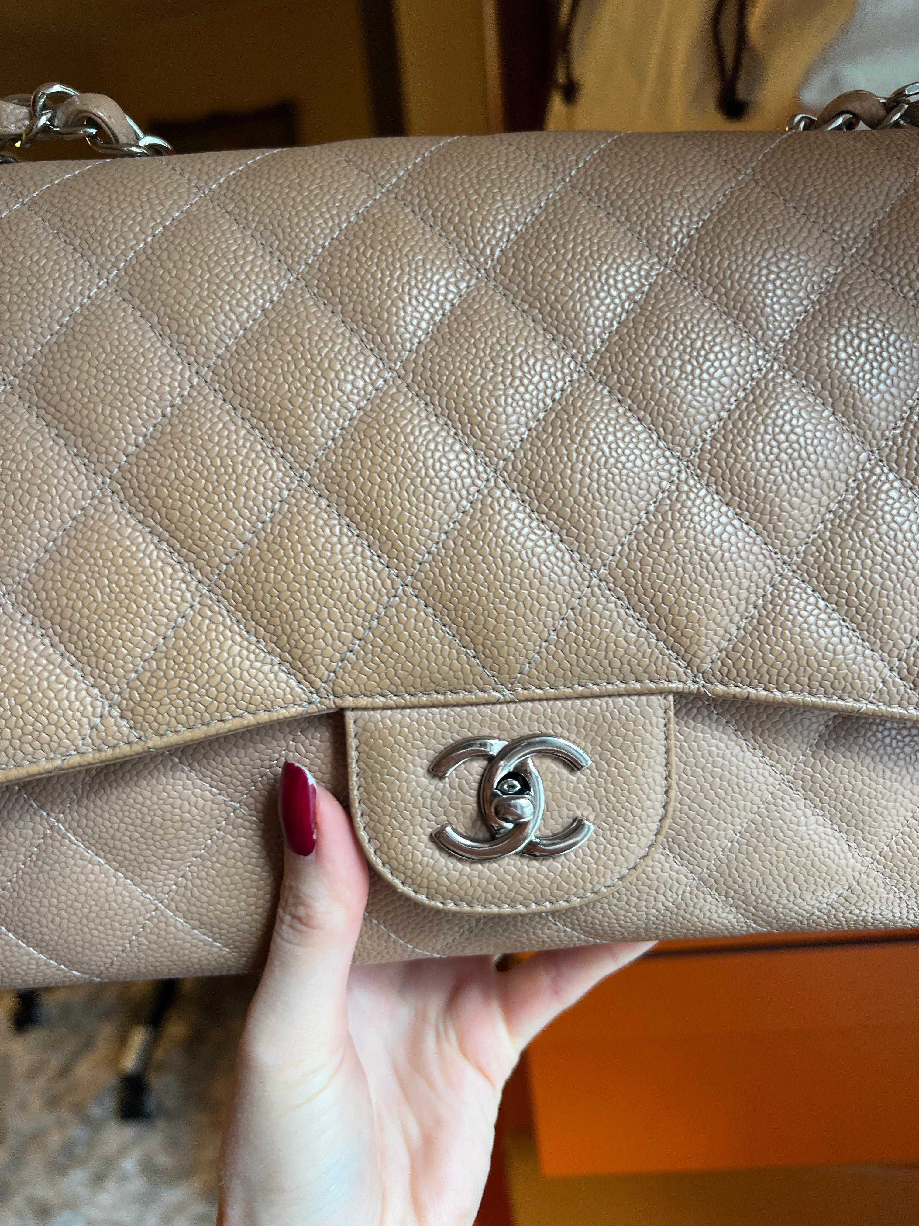 Chanel Single Flap Caviar Jumbo Bag with SHW For Sale 12