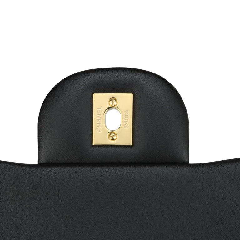 CHANEL Single Flap Jumbo Bag Black Lambskin with Gold Hardware 2010 For Sale 10