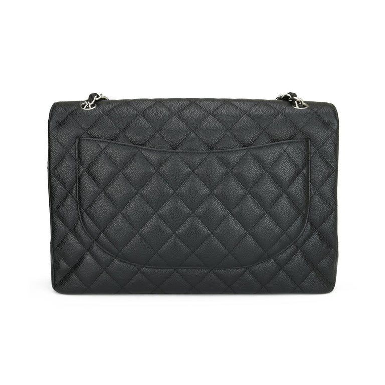 CHANEL Single Flap Maxi Bag Black Caviar with Silver Hardware 2010 In Excellent Condition For Sale In Huddersfield, GB