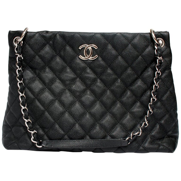 Chanel Single Strap Limited Edition Easy Caviar Grand Shop Zip Bag at ...