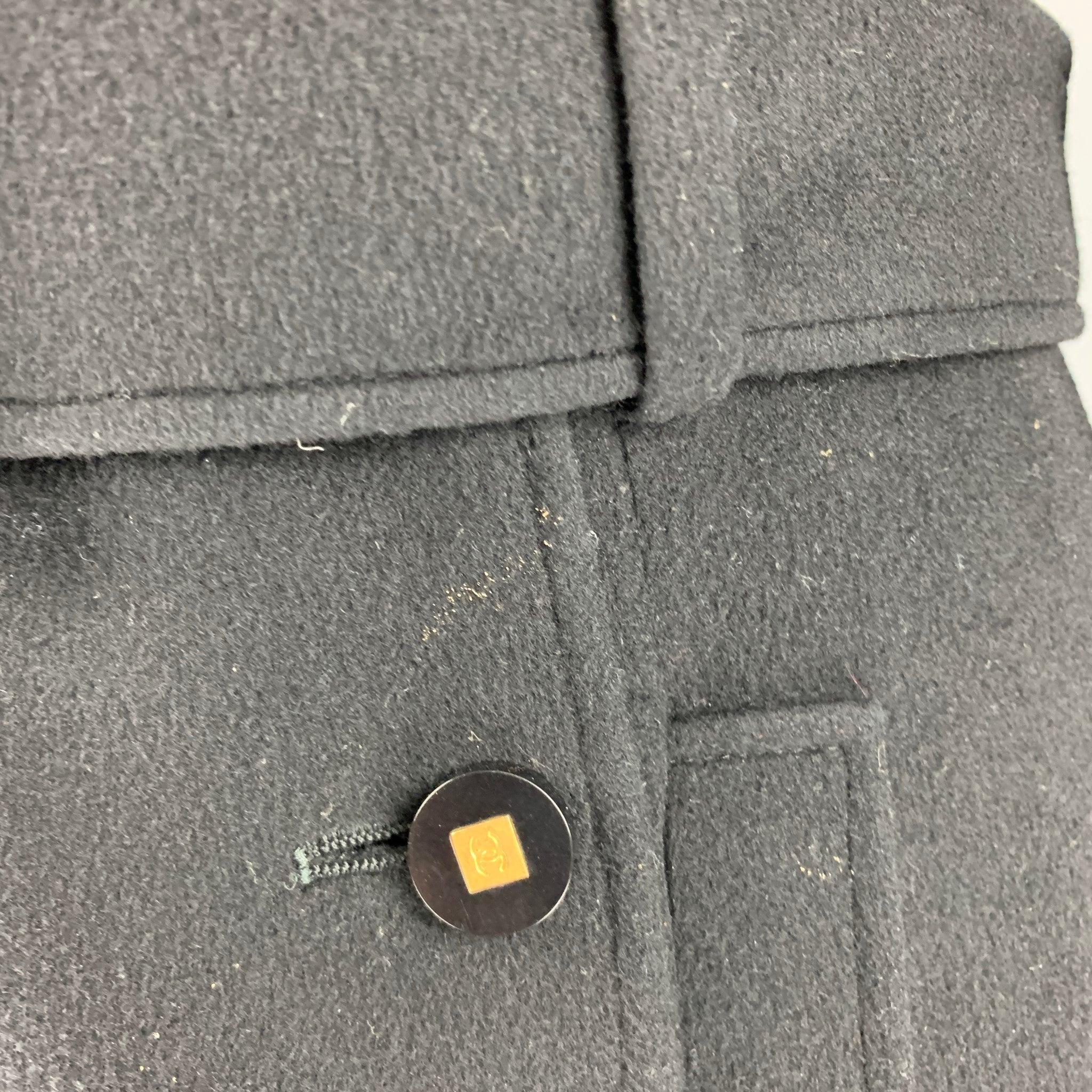CHANEL Size 10 Black Cashmere Single Breasted Coat For Sale 3