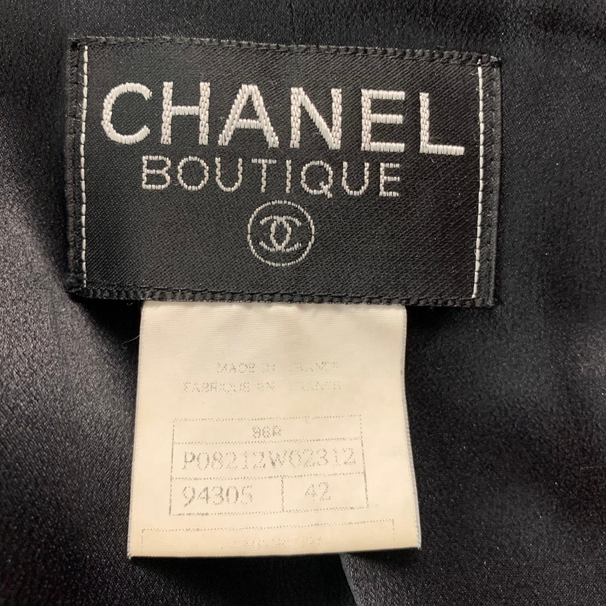 CHANEL Size 10 Black Cashmere Single Breasted Coat For Sale 5