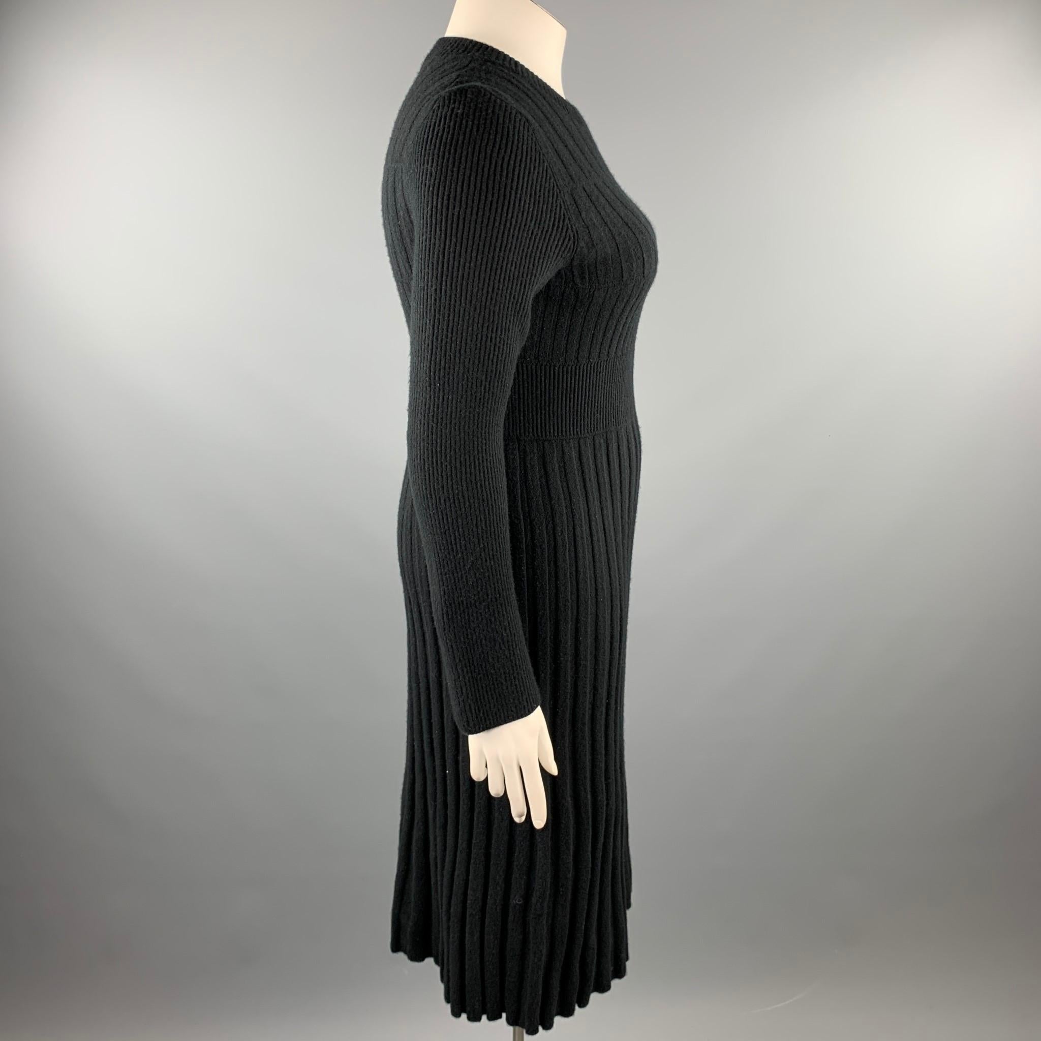 CHANEL Size 10 Black Knitted Pleated Wool Crew-Neck Sweater Dress In Good Condition In San Francisco, CA