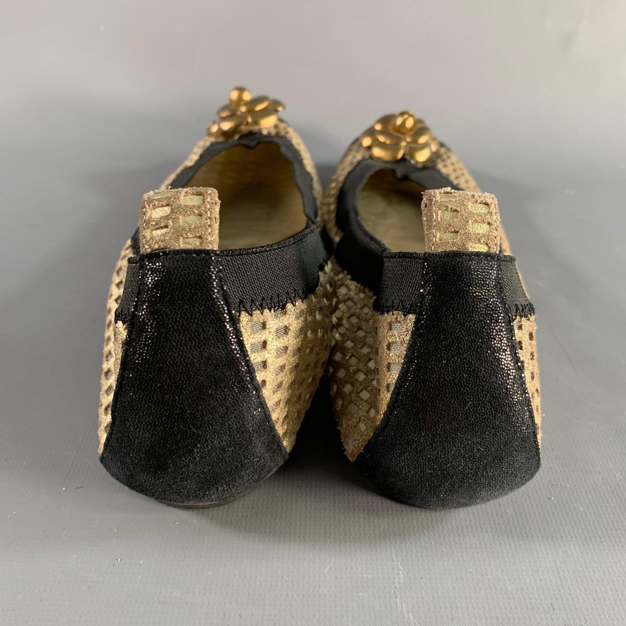 CHANEL Size 10 Gold Black Mesh Textured Ballet Flats In Good Condition For Sale In San Francisco, CA