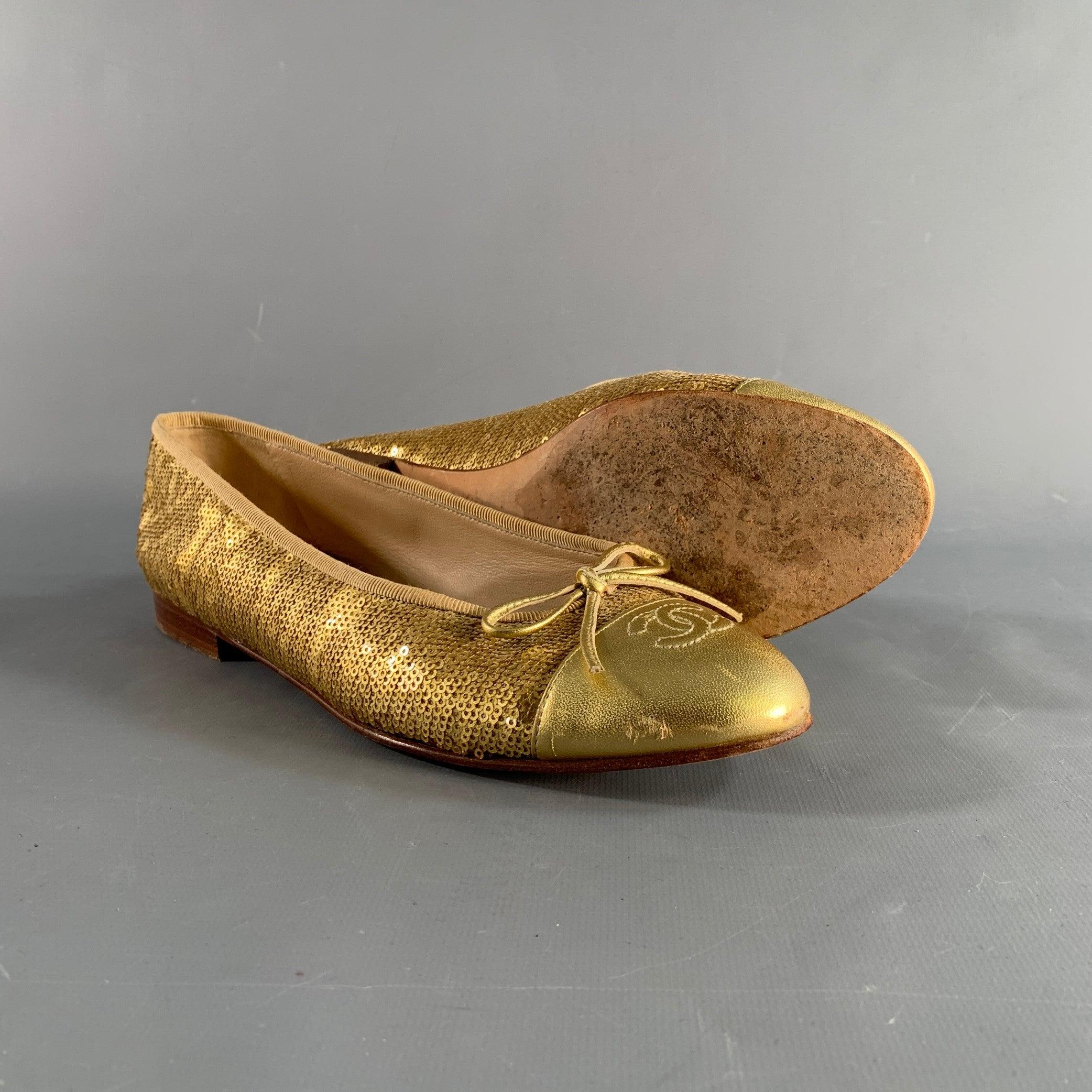 CHANEL Size 10 Gold Sequined Ballet Flats For Sale 1