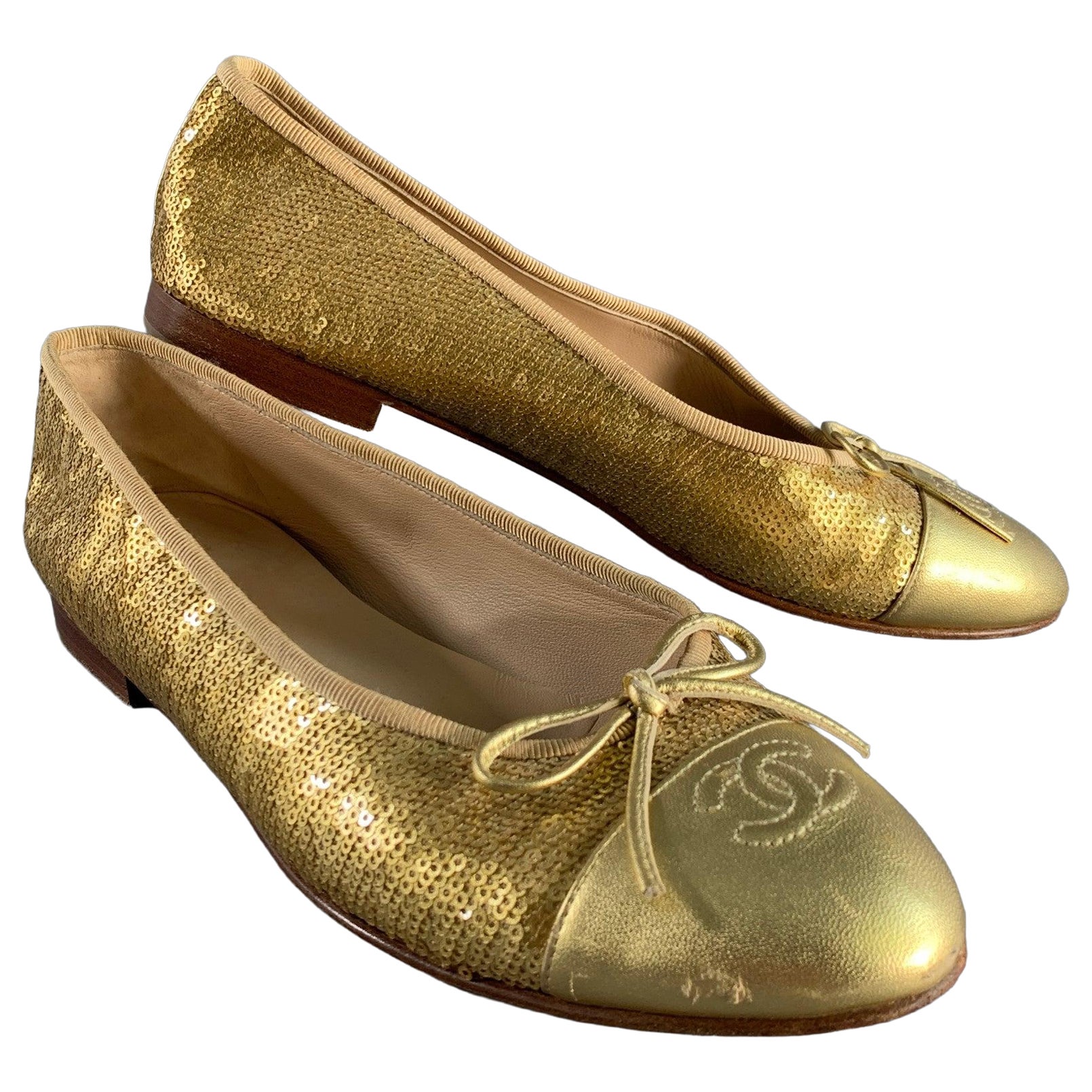CHANEL Größe 10 Gold Pailletten Ballett-Flats